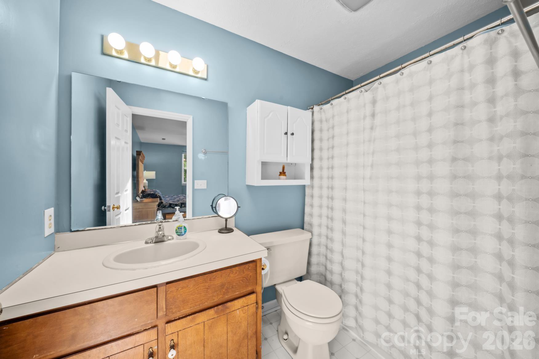 112 Wedgewood Drive — Morganton