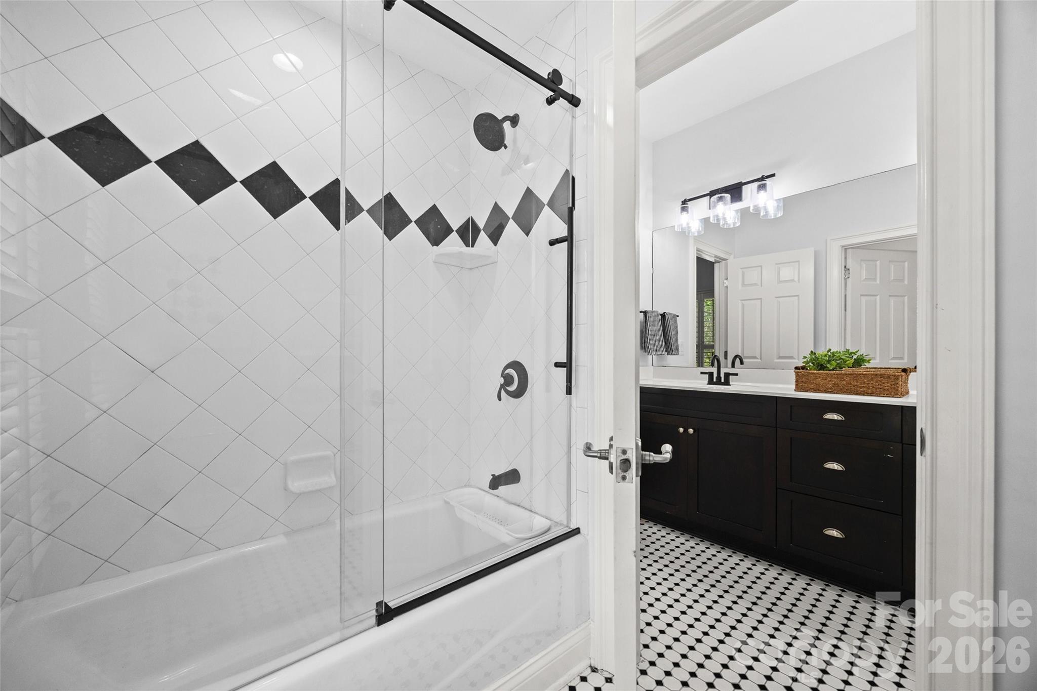 9414 Heydon Hall Circle — Charlotte