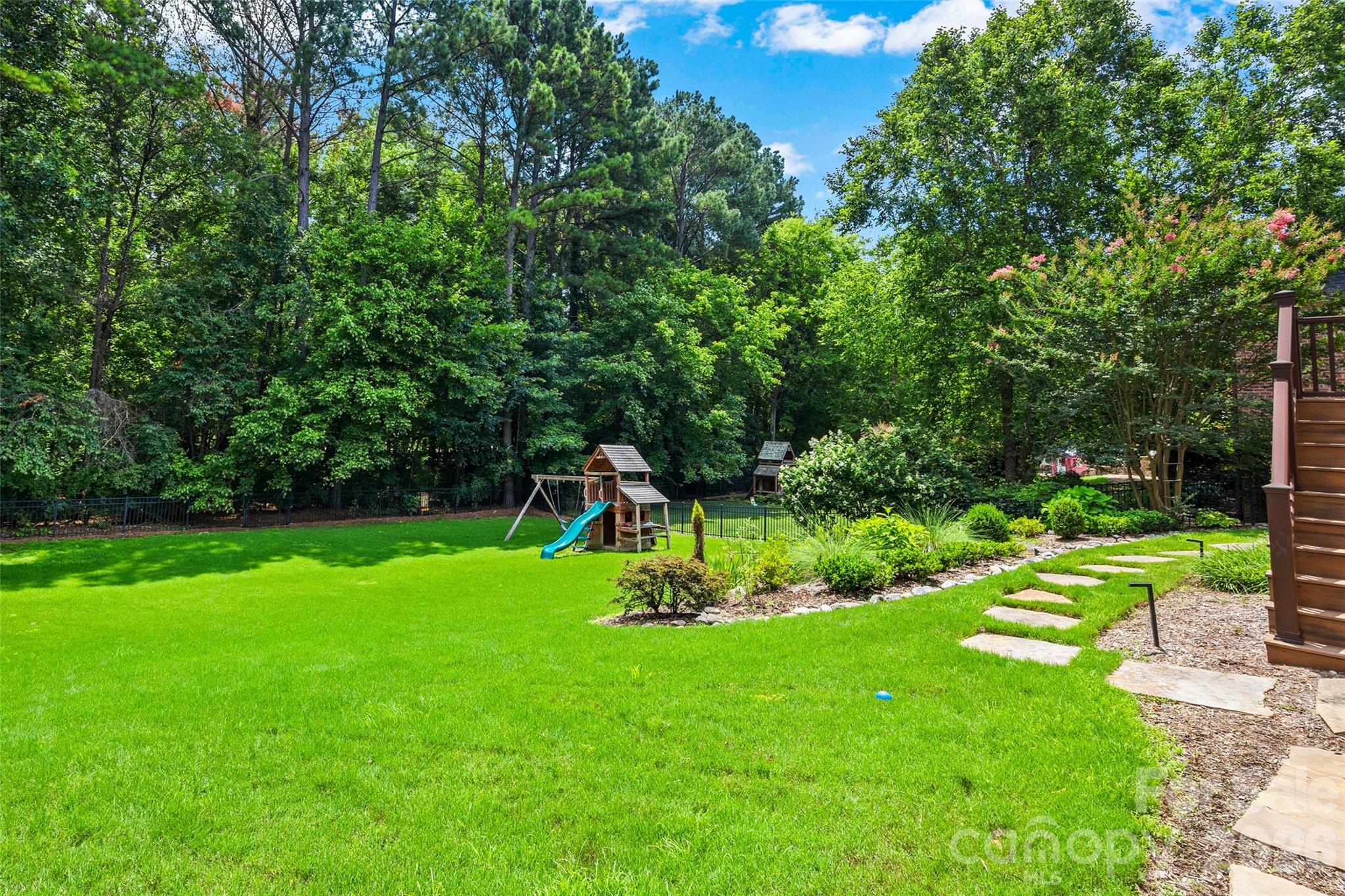 9414 Heydon Hall Circle — Charlotte