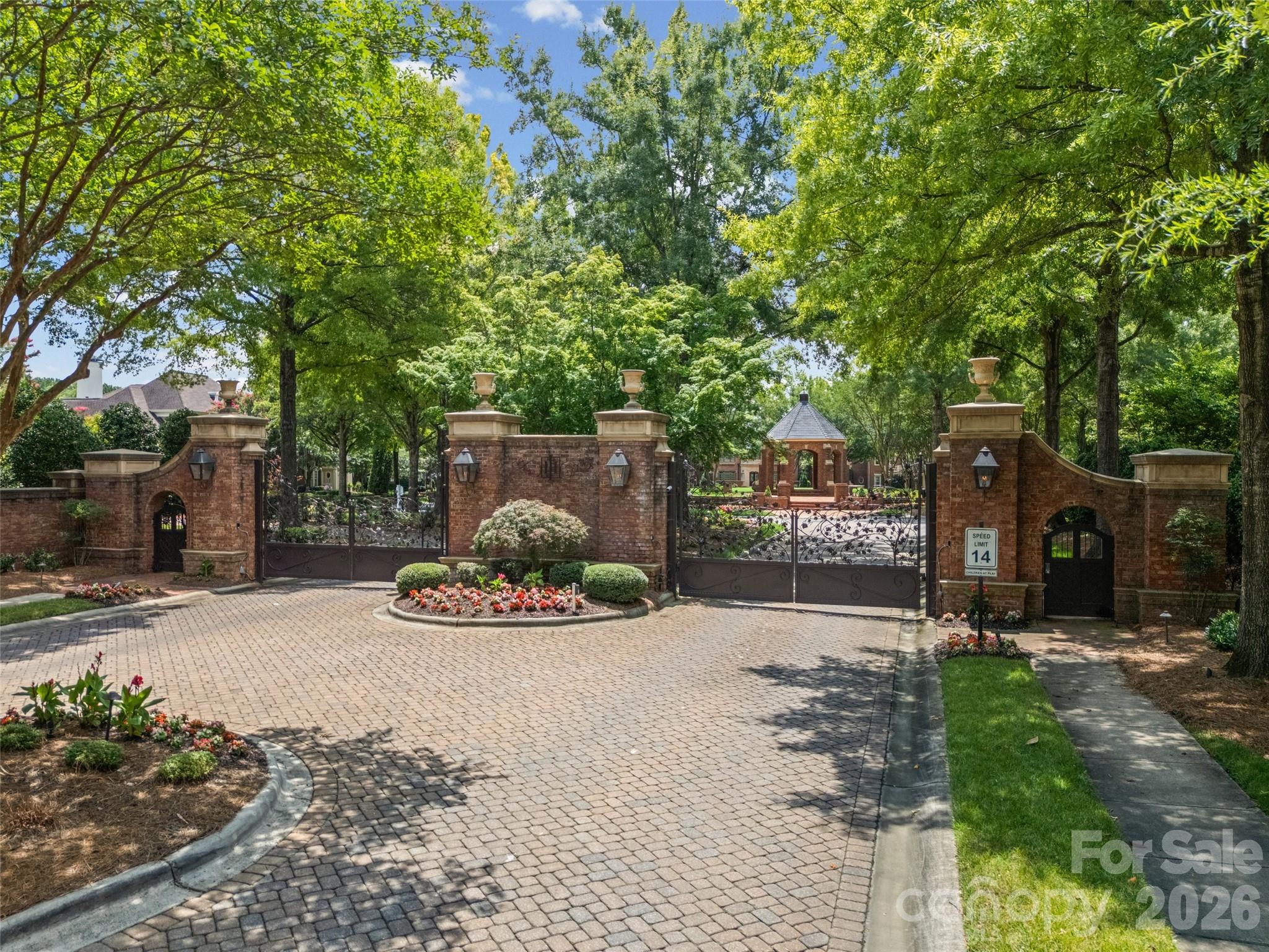 9414 Heydon Hall Circle — Charlotte