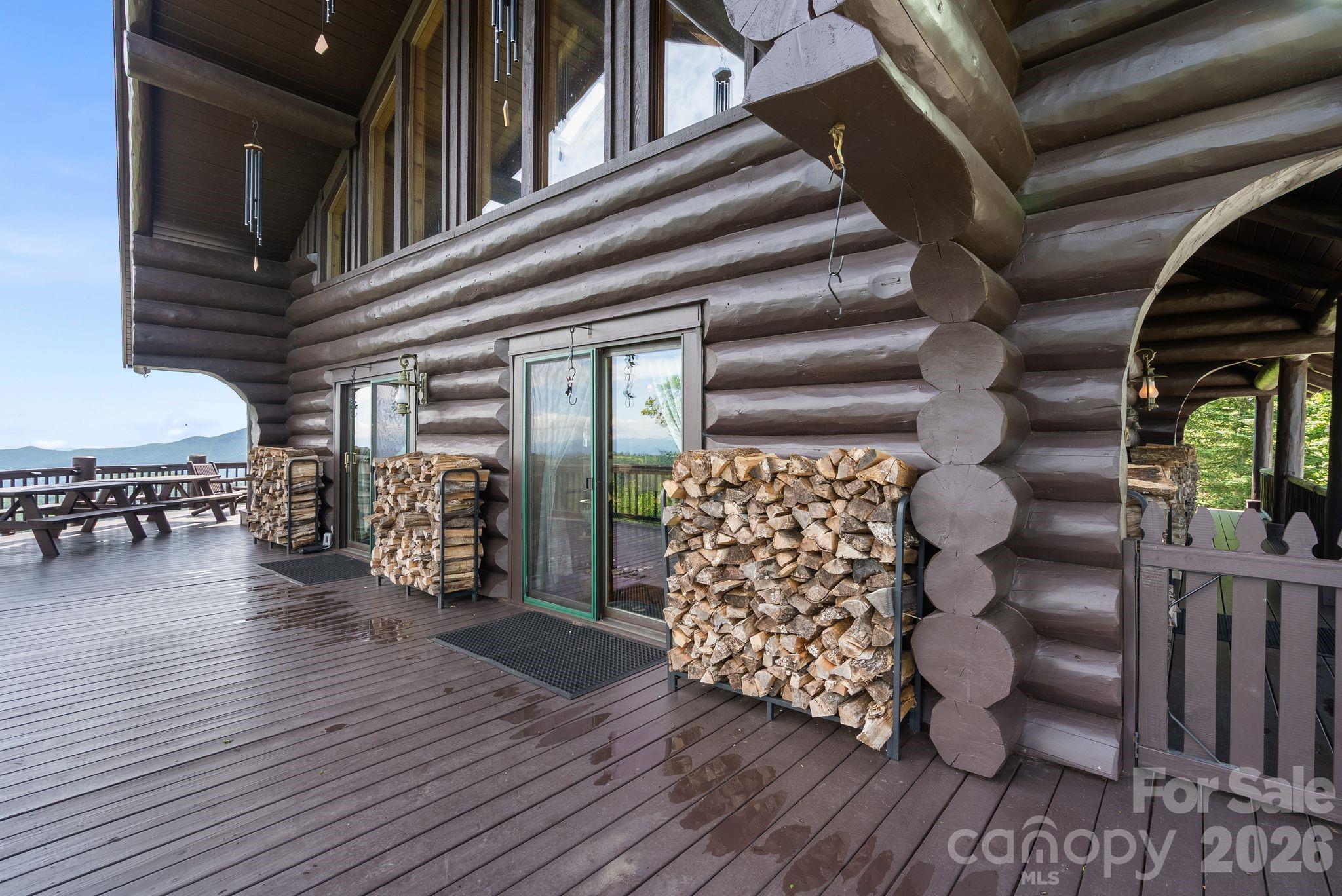 300 Licklog Mountain Trail #68-72 — Burnsville