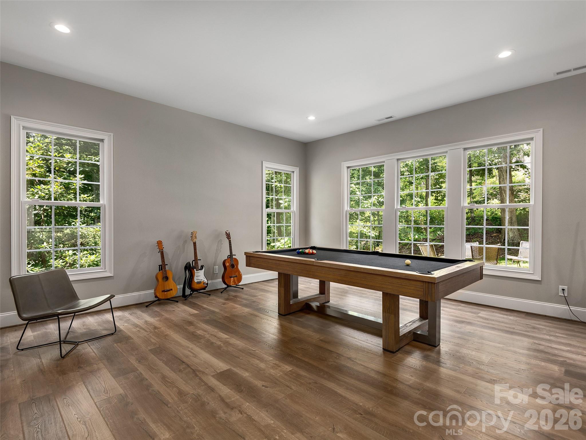 1910 Bearberry Lane — Asheville