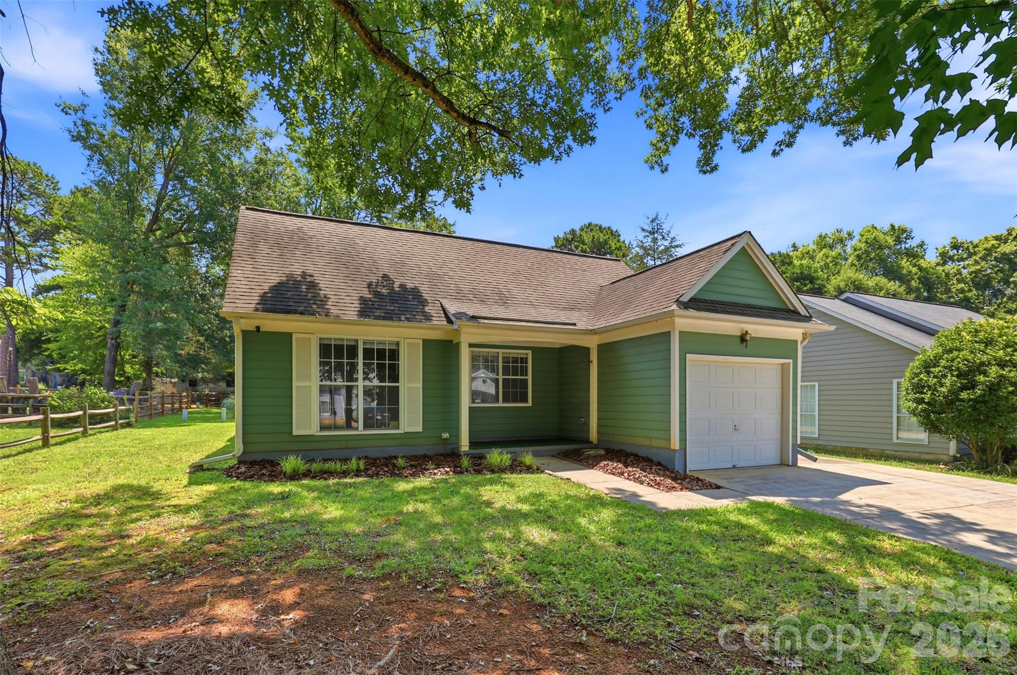 12615 Delman Lane — Pineville