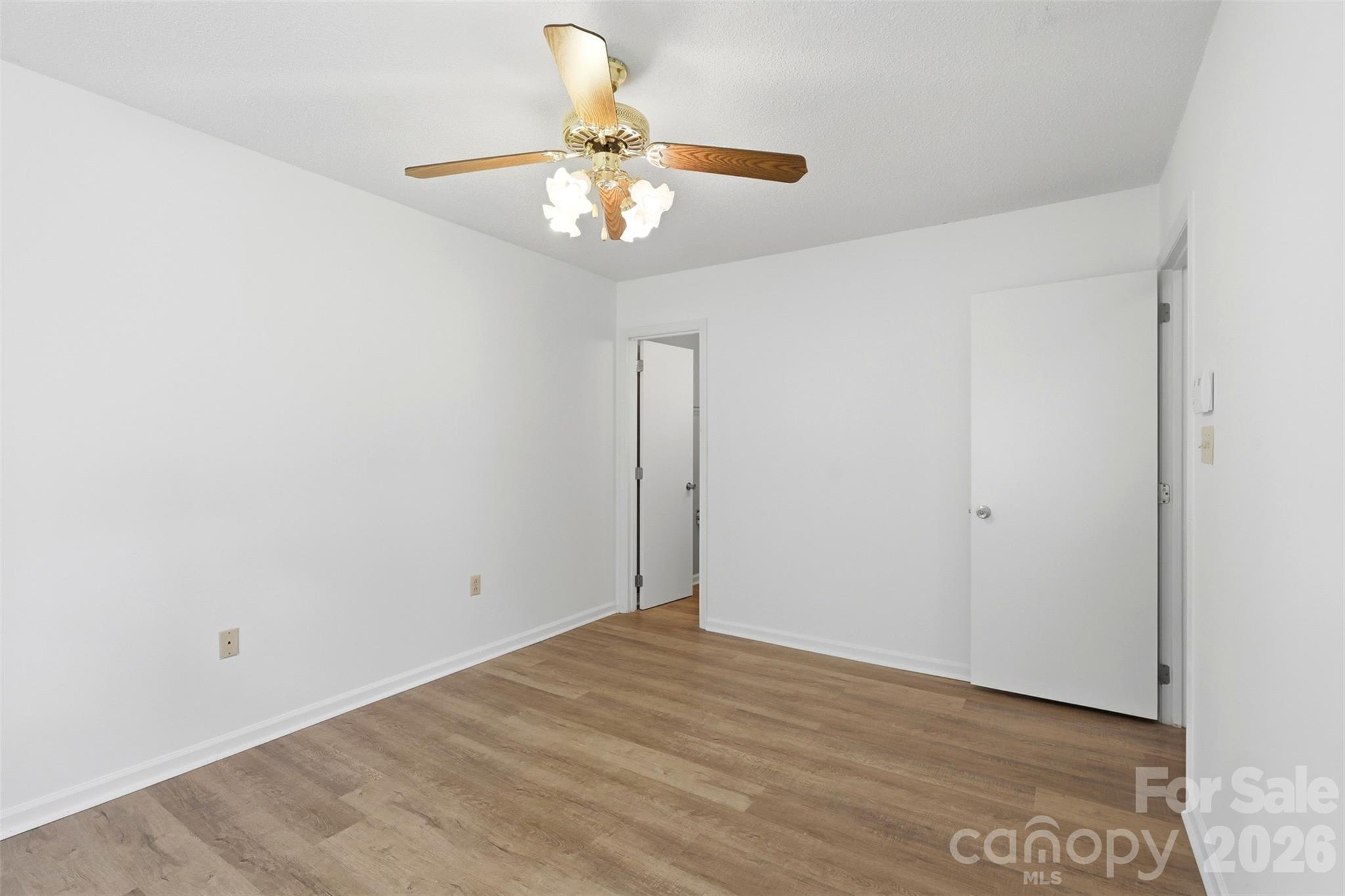 12615 Delman Lane — Pineville
