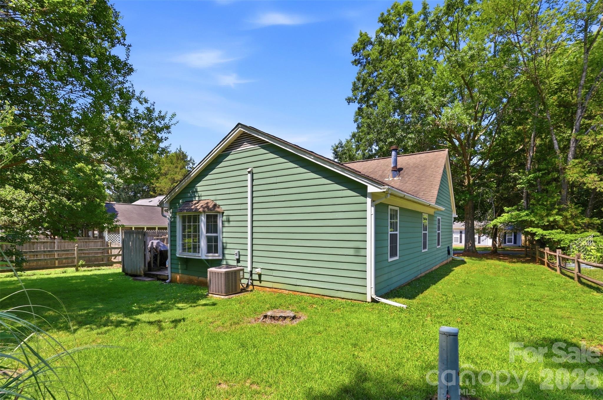 12615 Delman Lane — Pineville