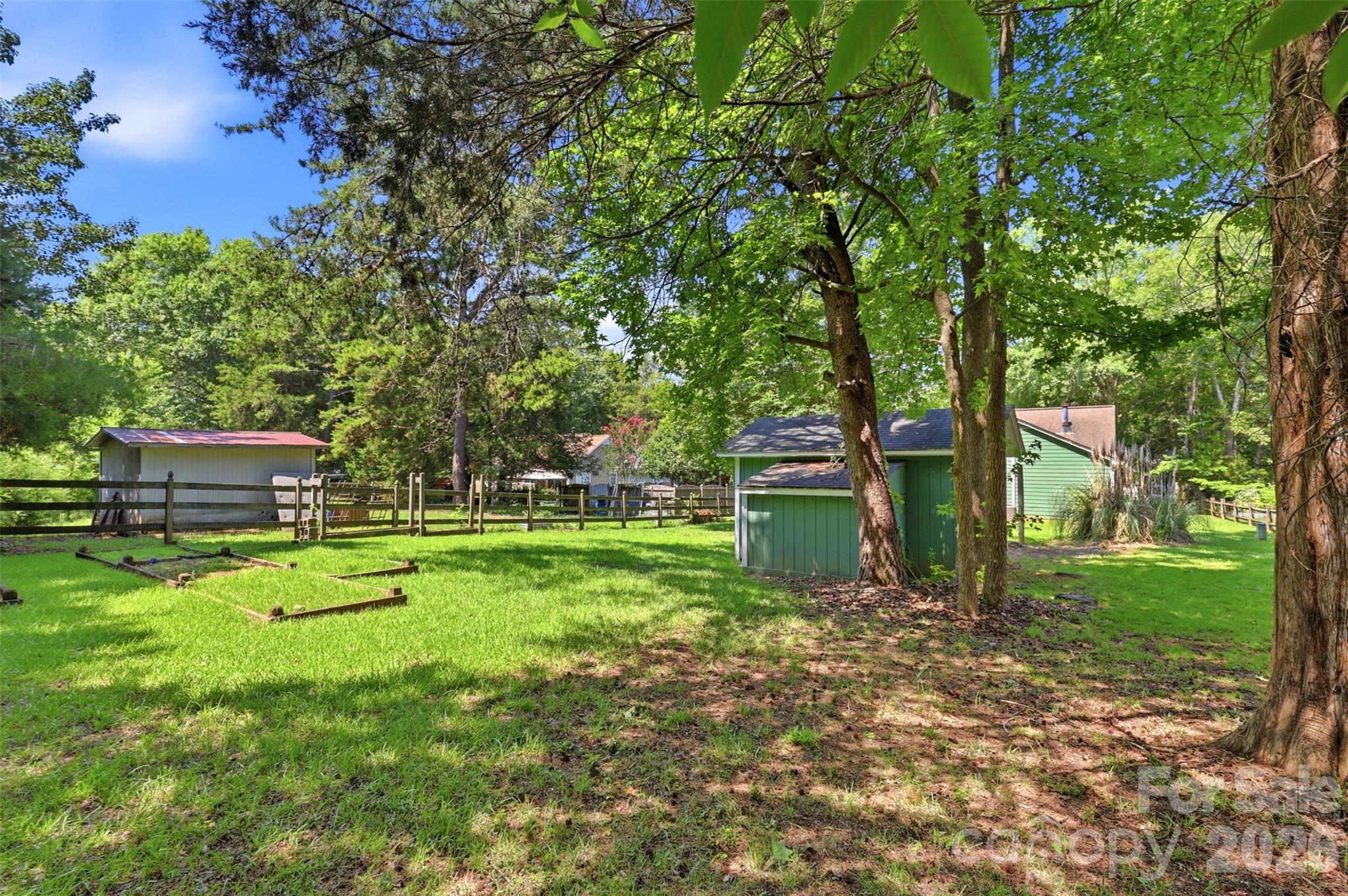 12615 Delman Lane — Pineville