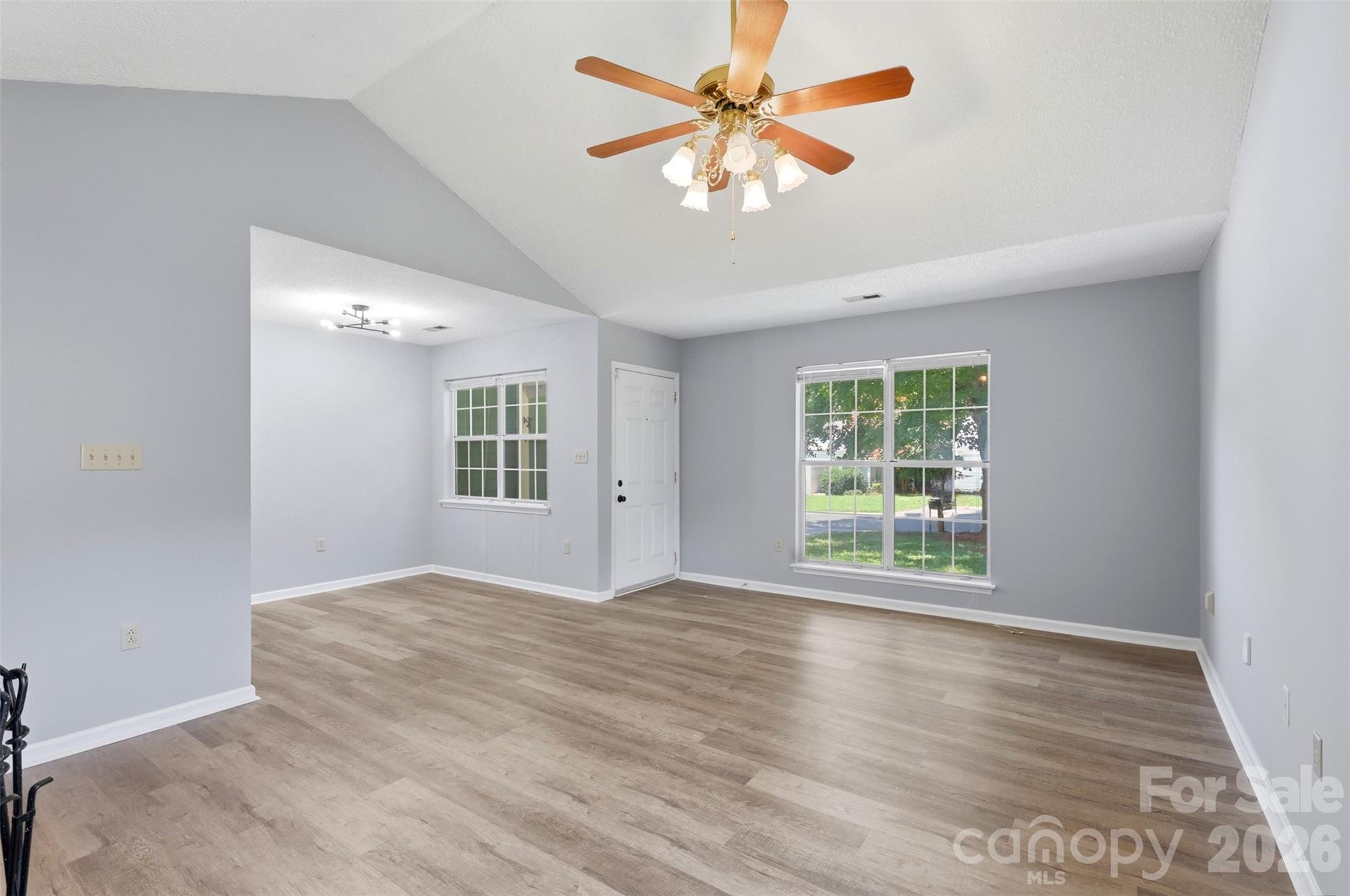 12615 Delman Lane — Pineville