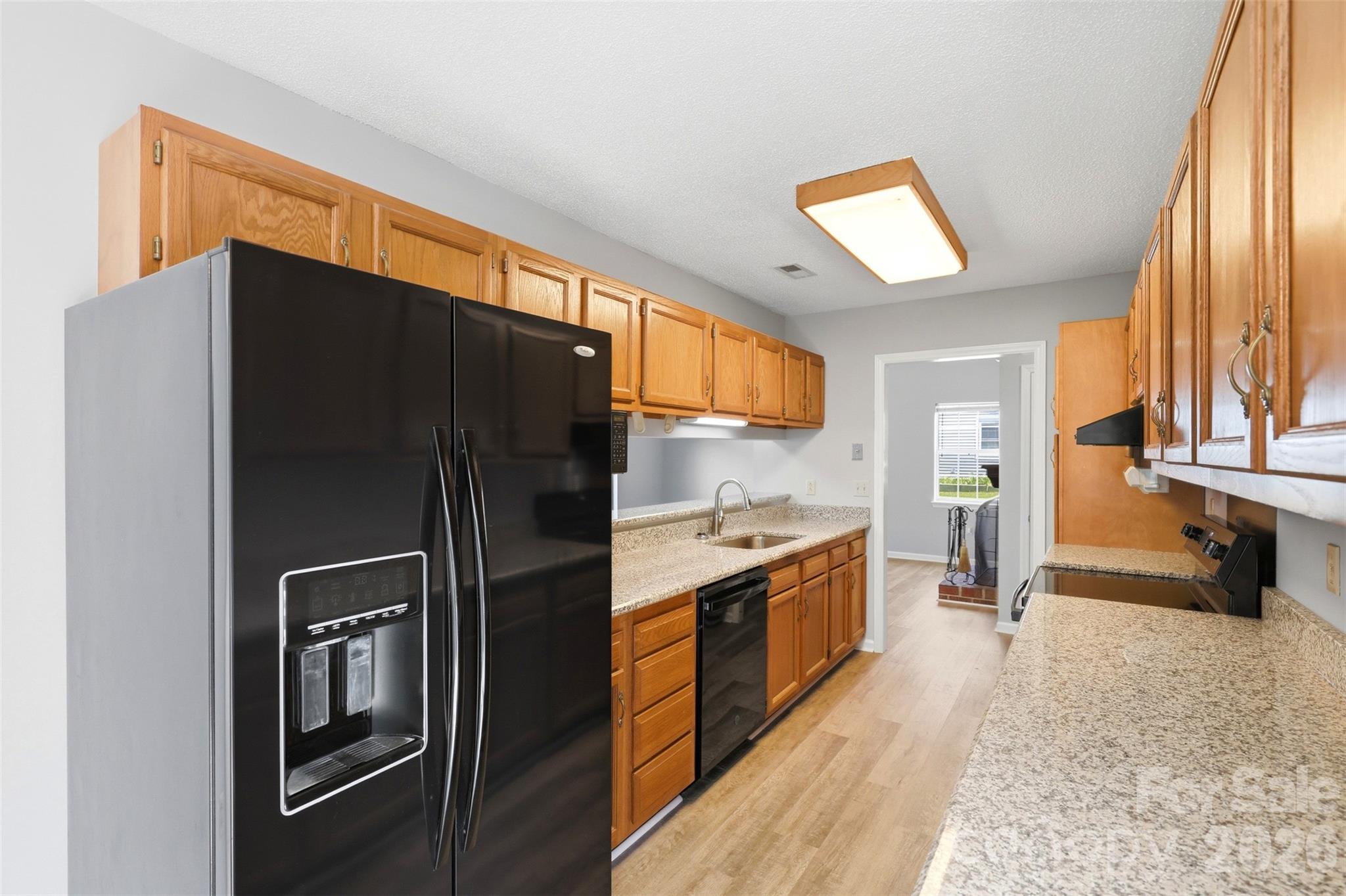 12615 Delman Lane — Pineville