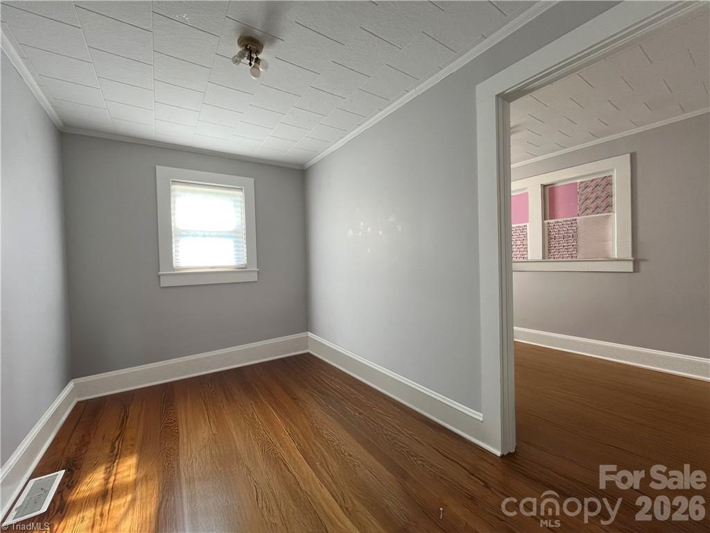 820 Suncrest Orchard Road — North Wilkesboro