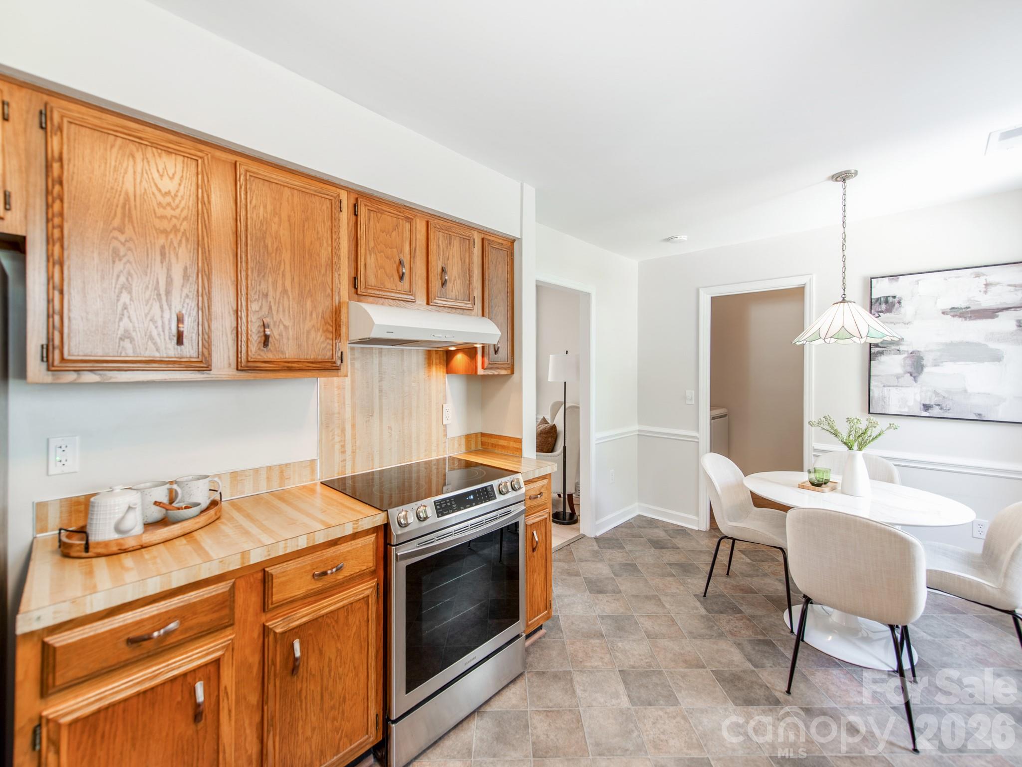 4625 Annerly Court — Charlotte