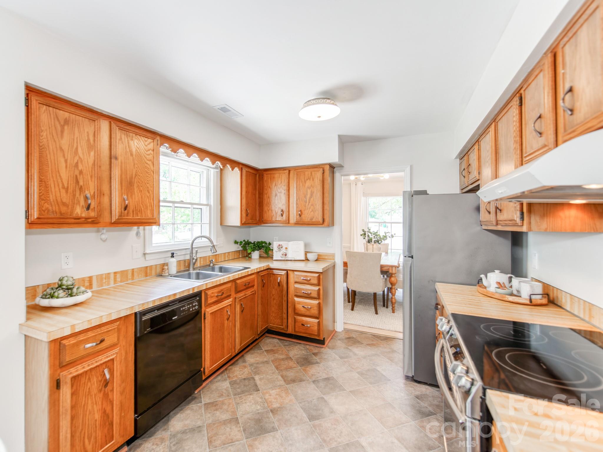 4625 Annerly Court — Charlotte