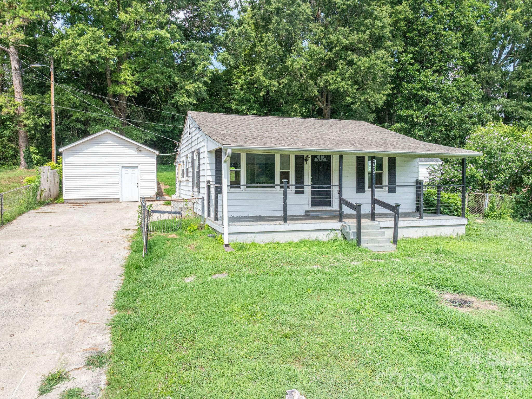 2639 Springbrook Circle — Gastonia