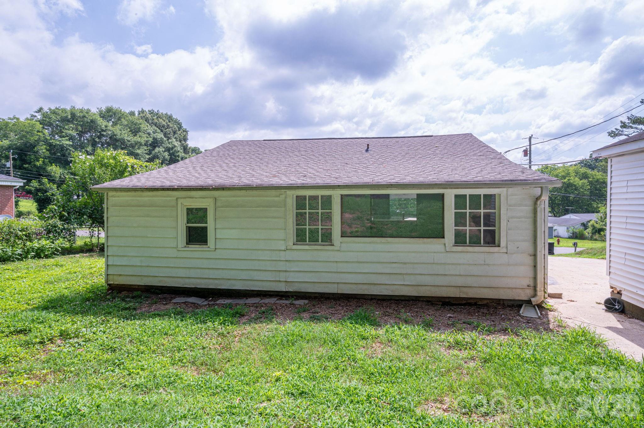 2639 Springbrook Circle — Gastonia