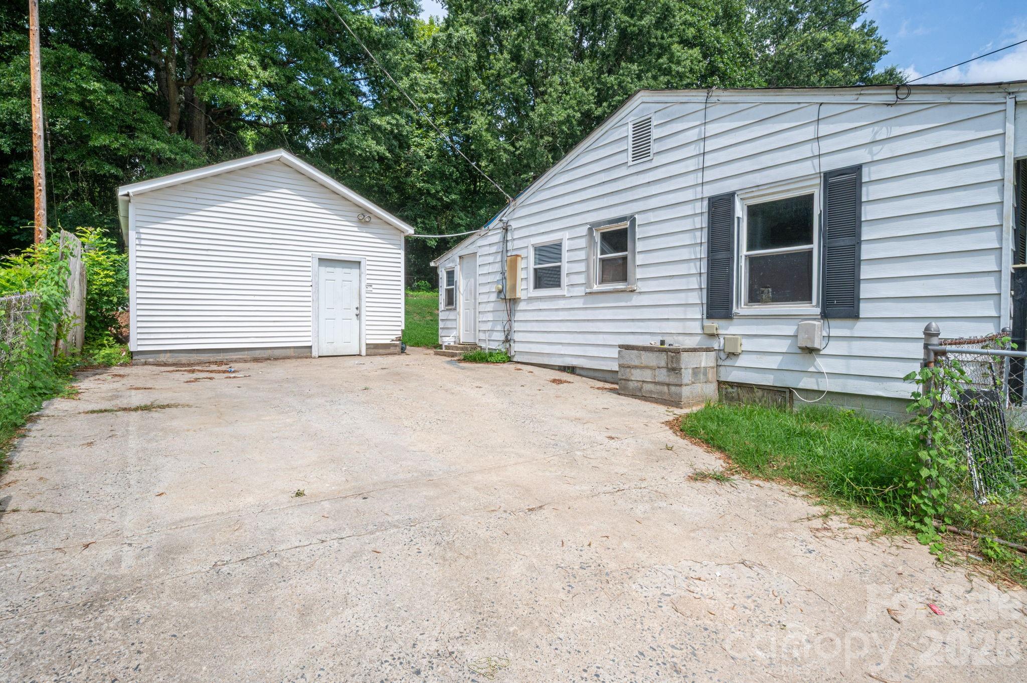 2639 Springbrook Circle — Gastonia