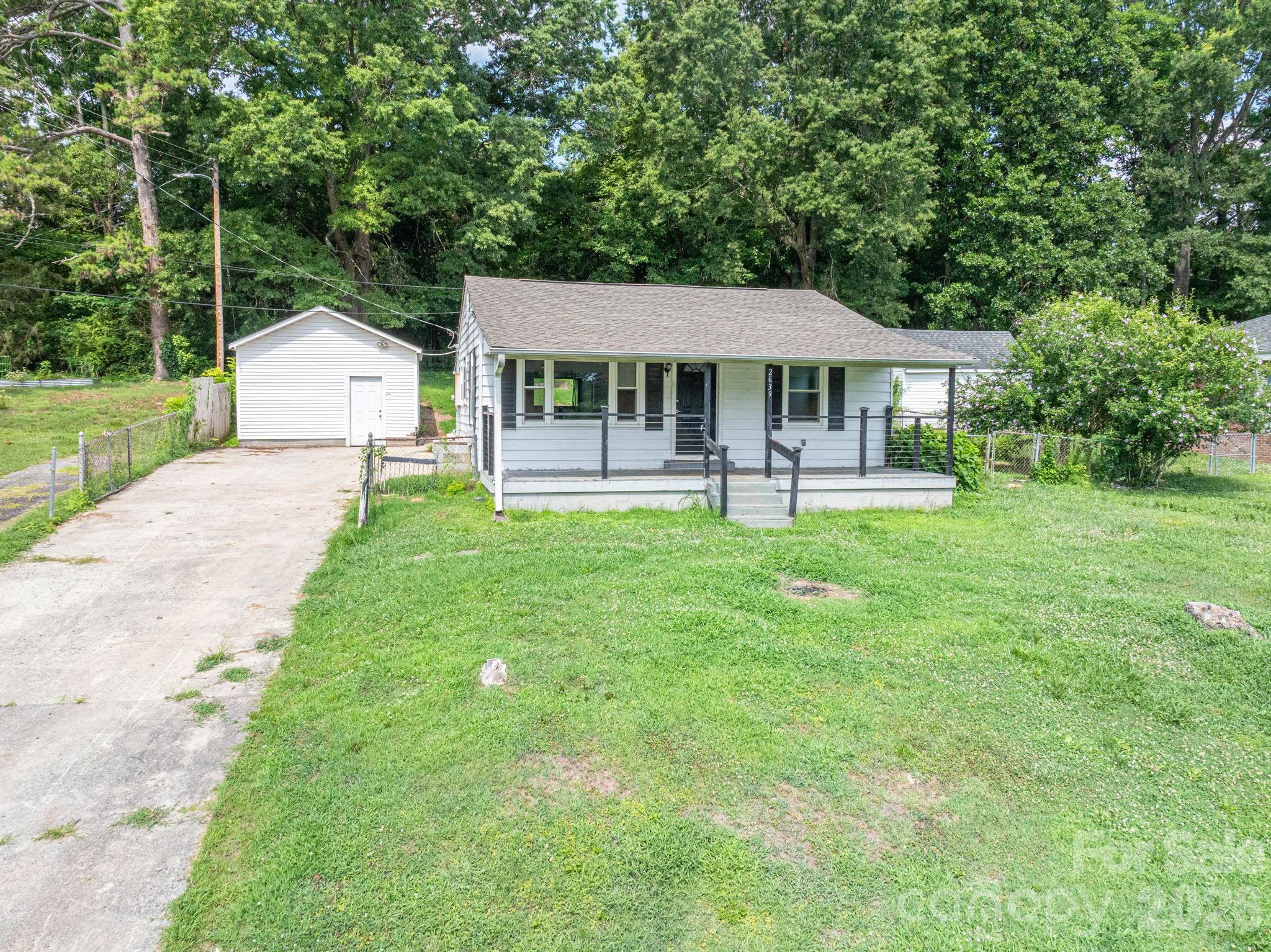 2639 Springbrook Circle — Gastonia