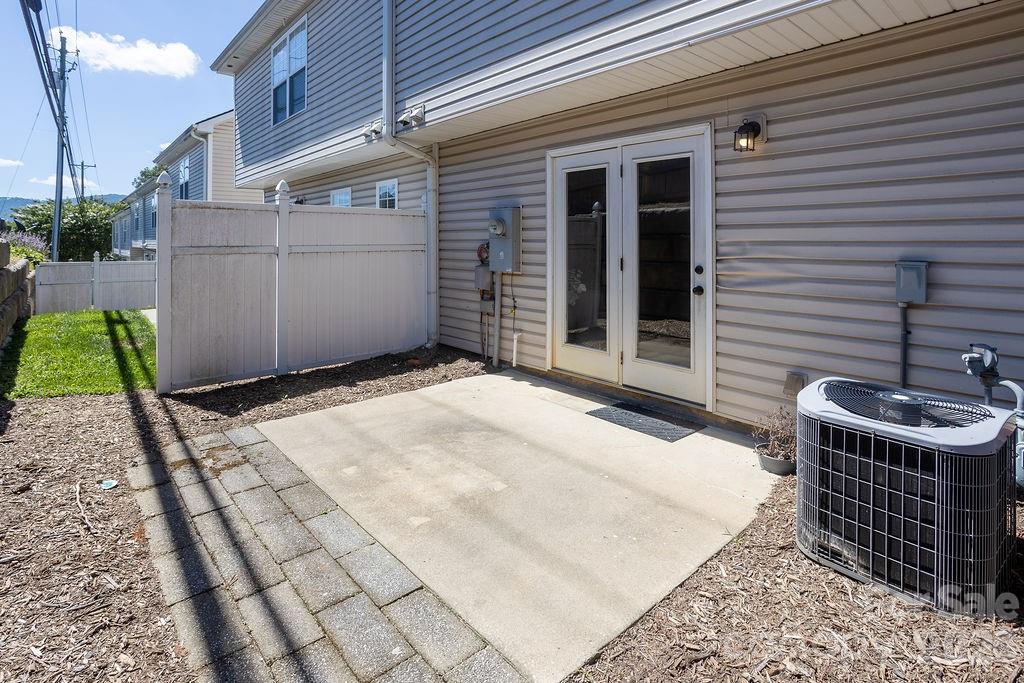 31 Amersham Lane — Fletcher