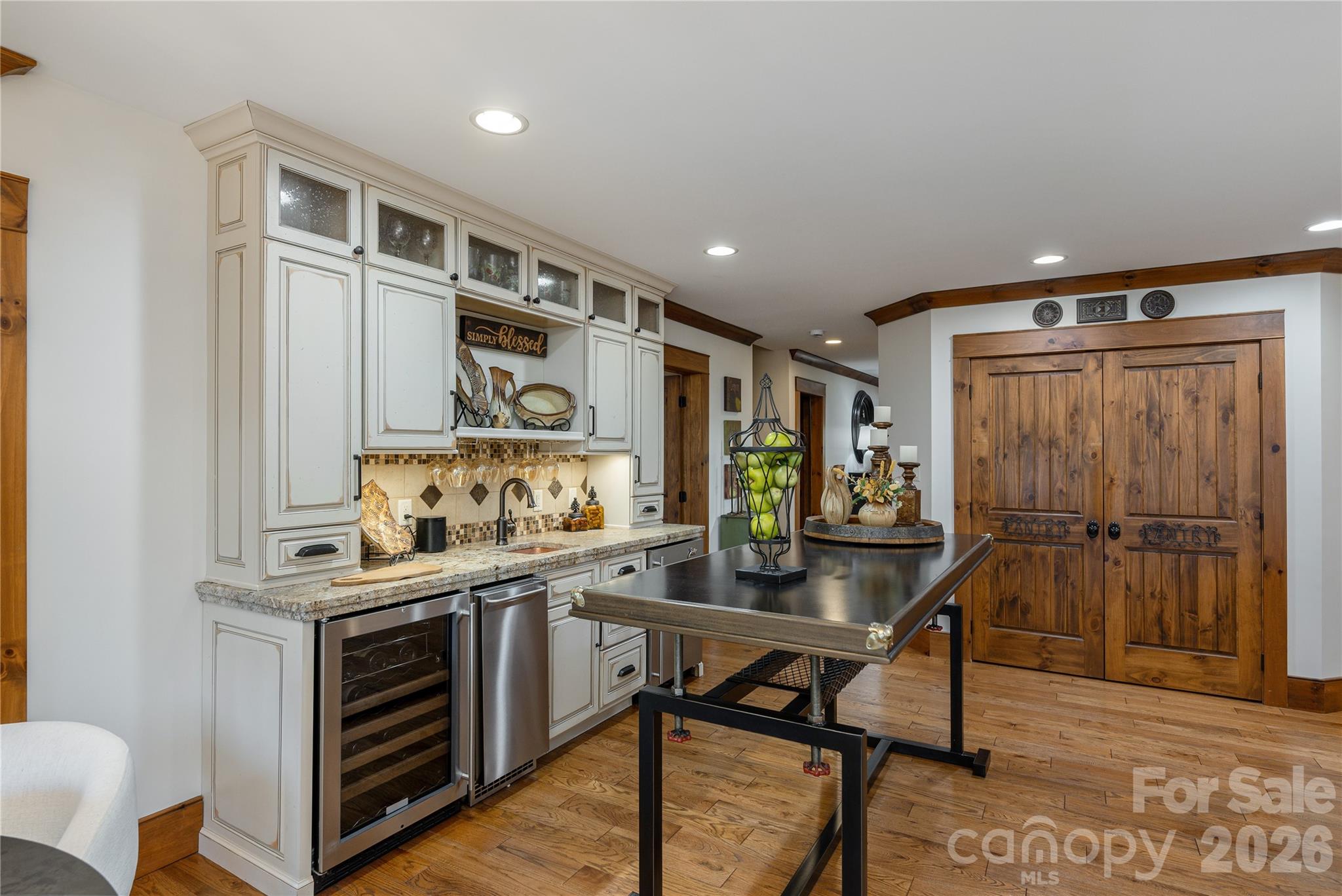 345 Prospect Drive — Burnsville