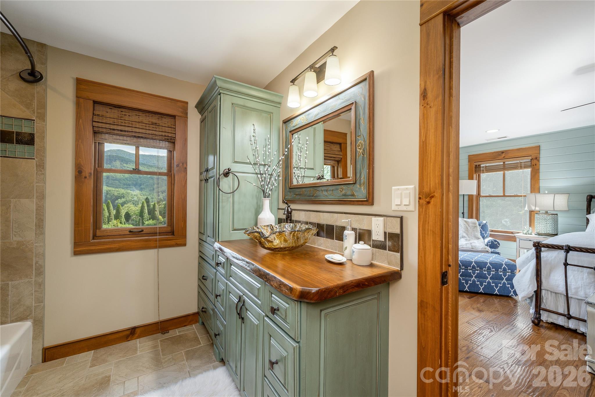 345 Prospect Drive — Burnsville