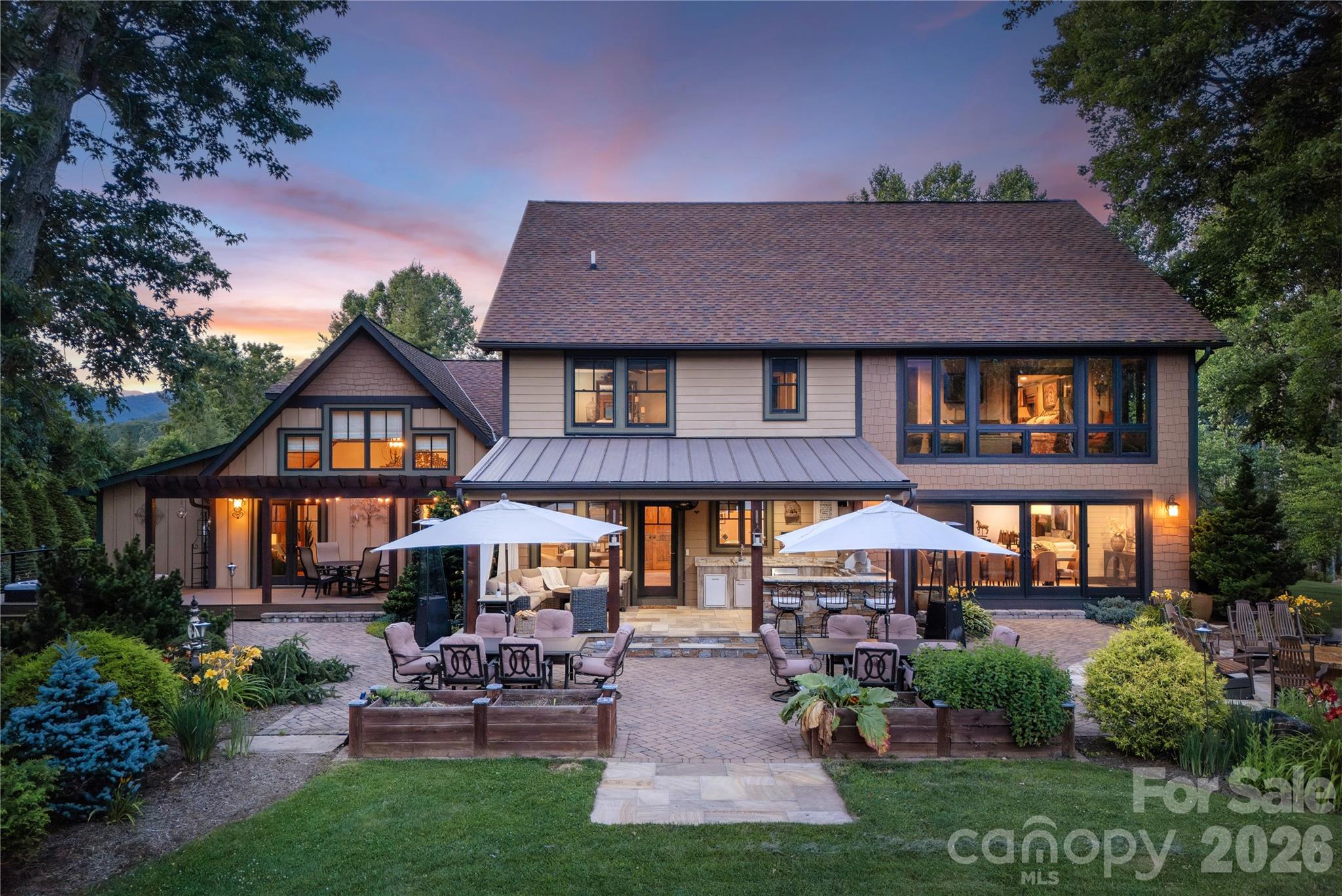 345 Prospect Drive — Burnsville