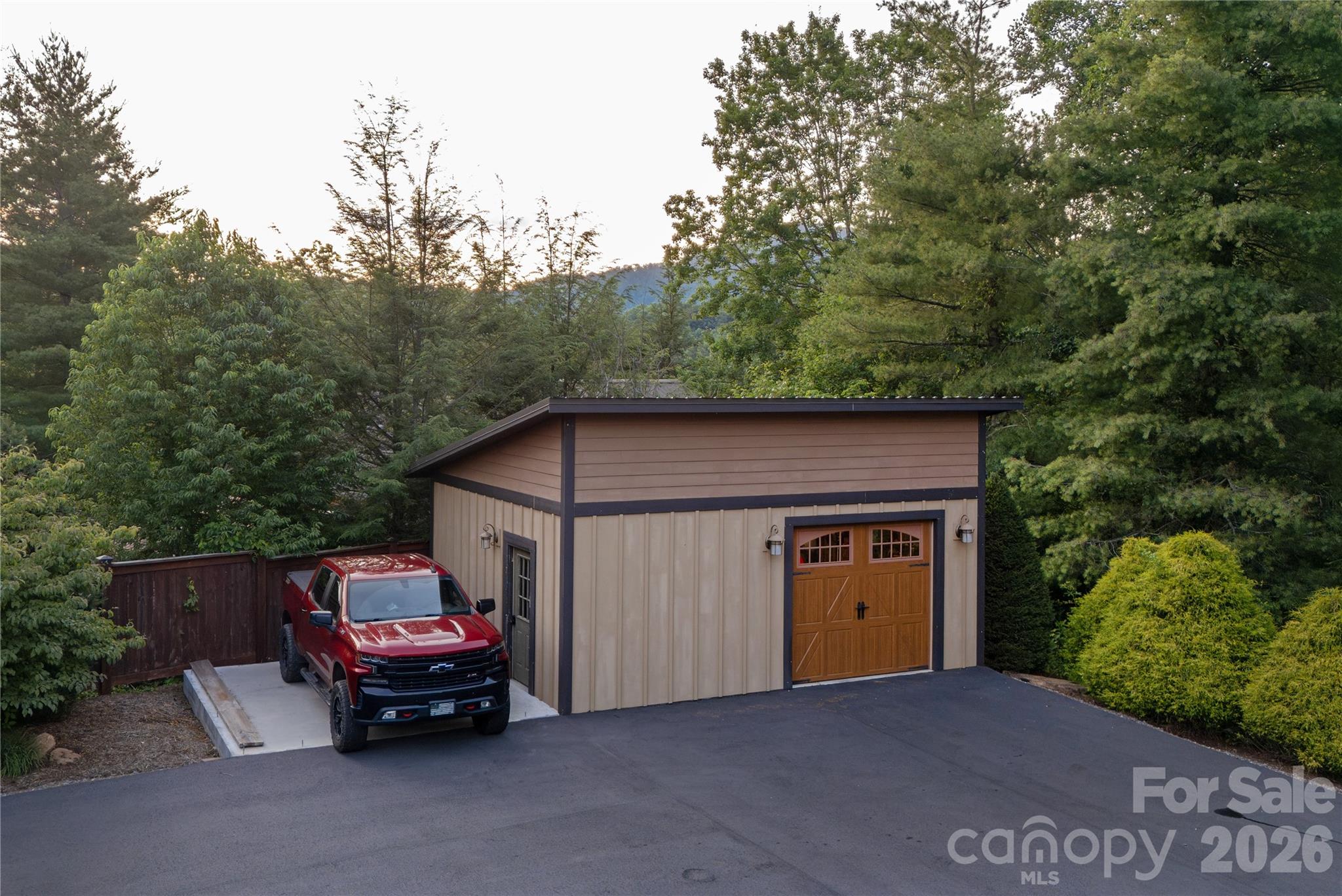 345 Prospect Drive — Burnsville