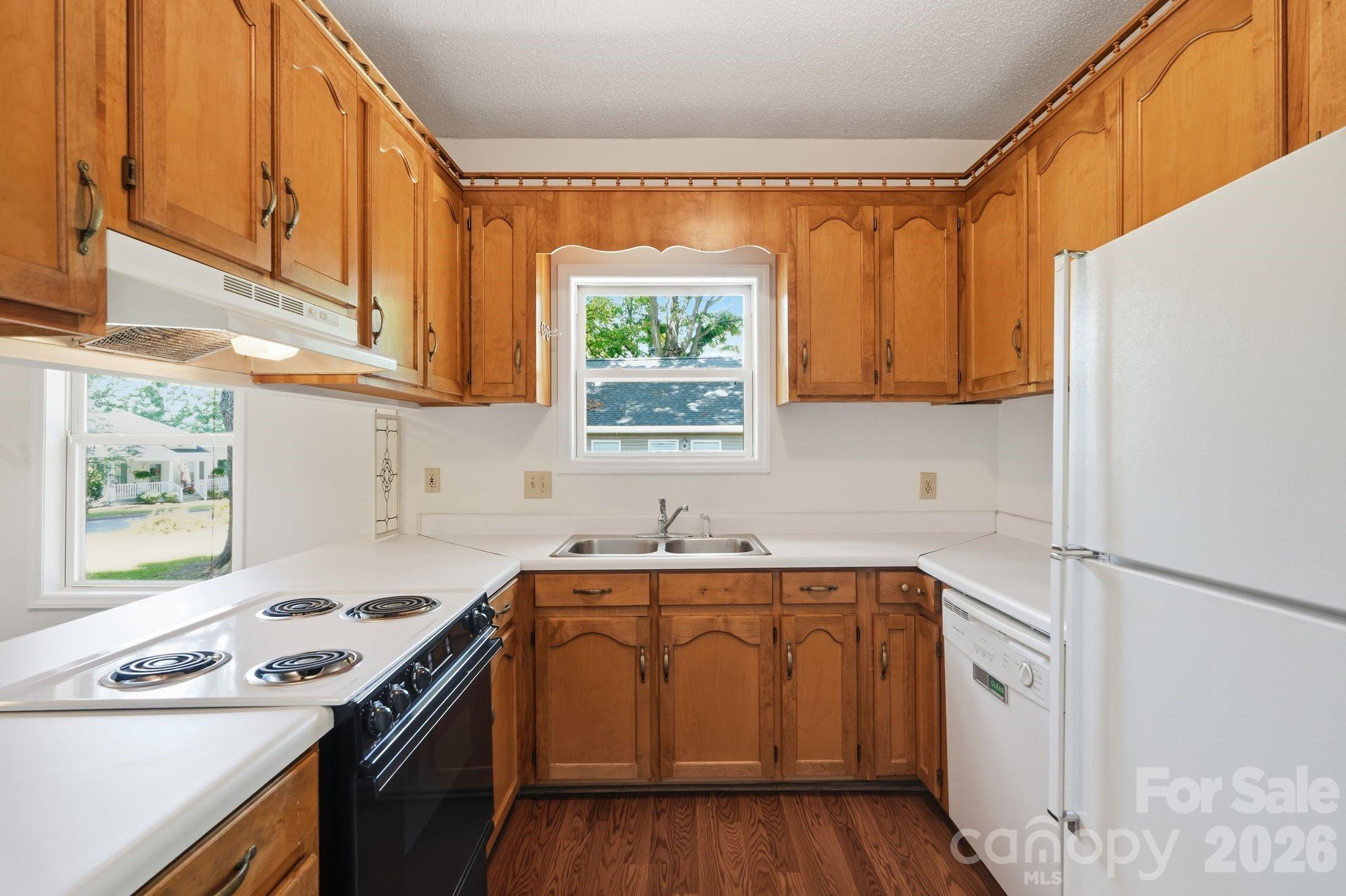 206 Sixth Street — Belmont