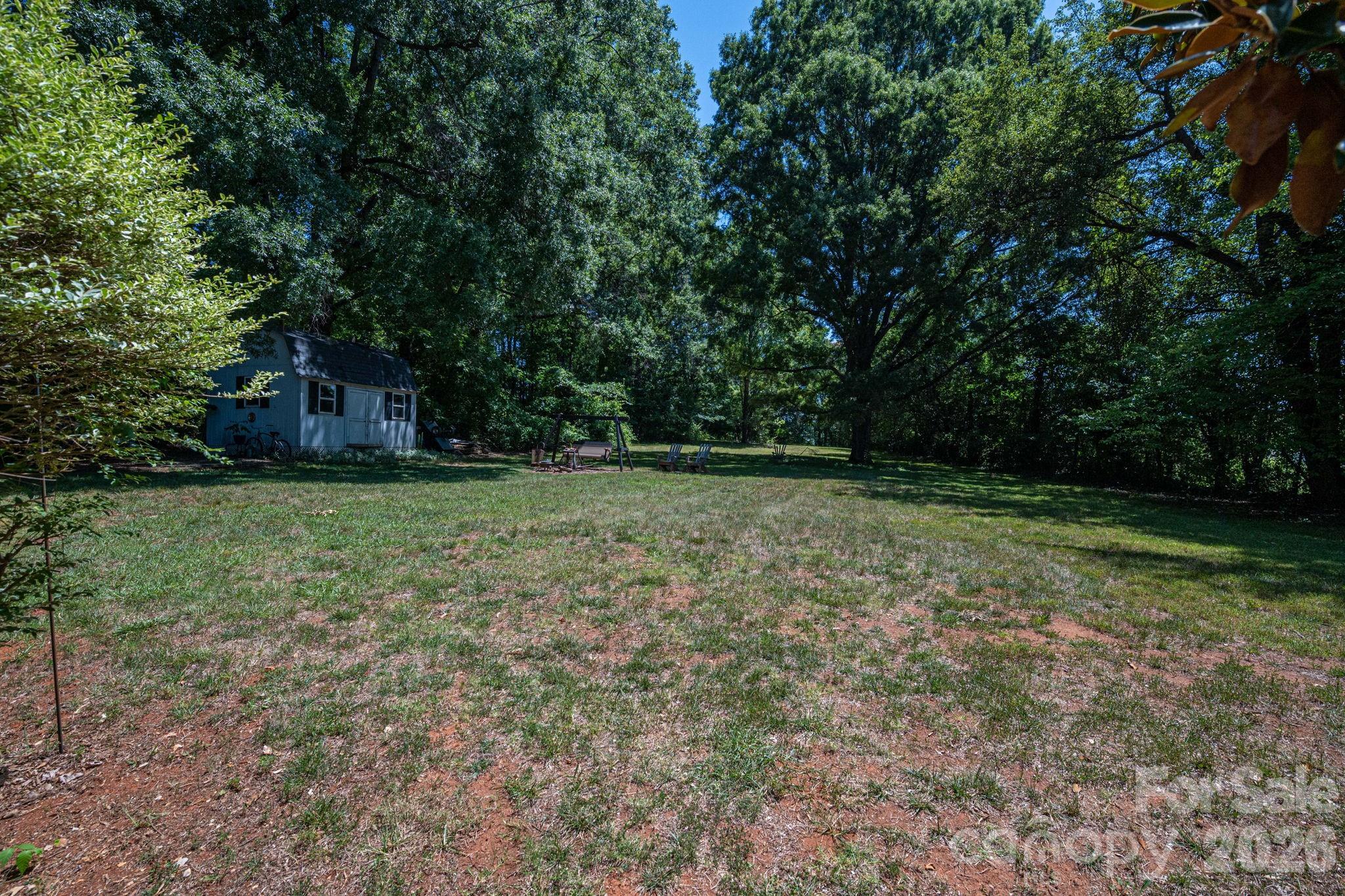 3512 Red Norris Drive — Maiden