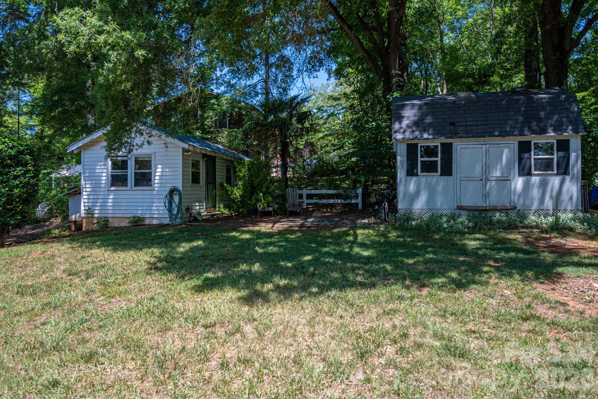 3512 Red Norris Drive — Maiden