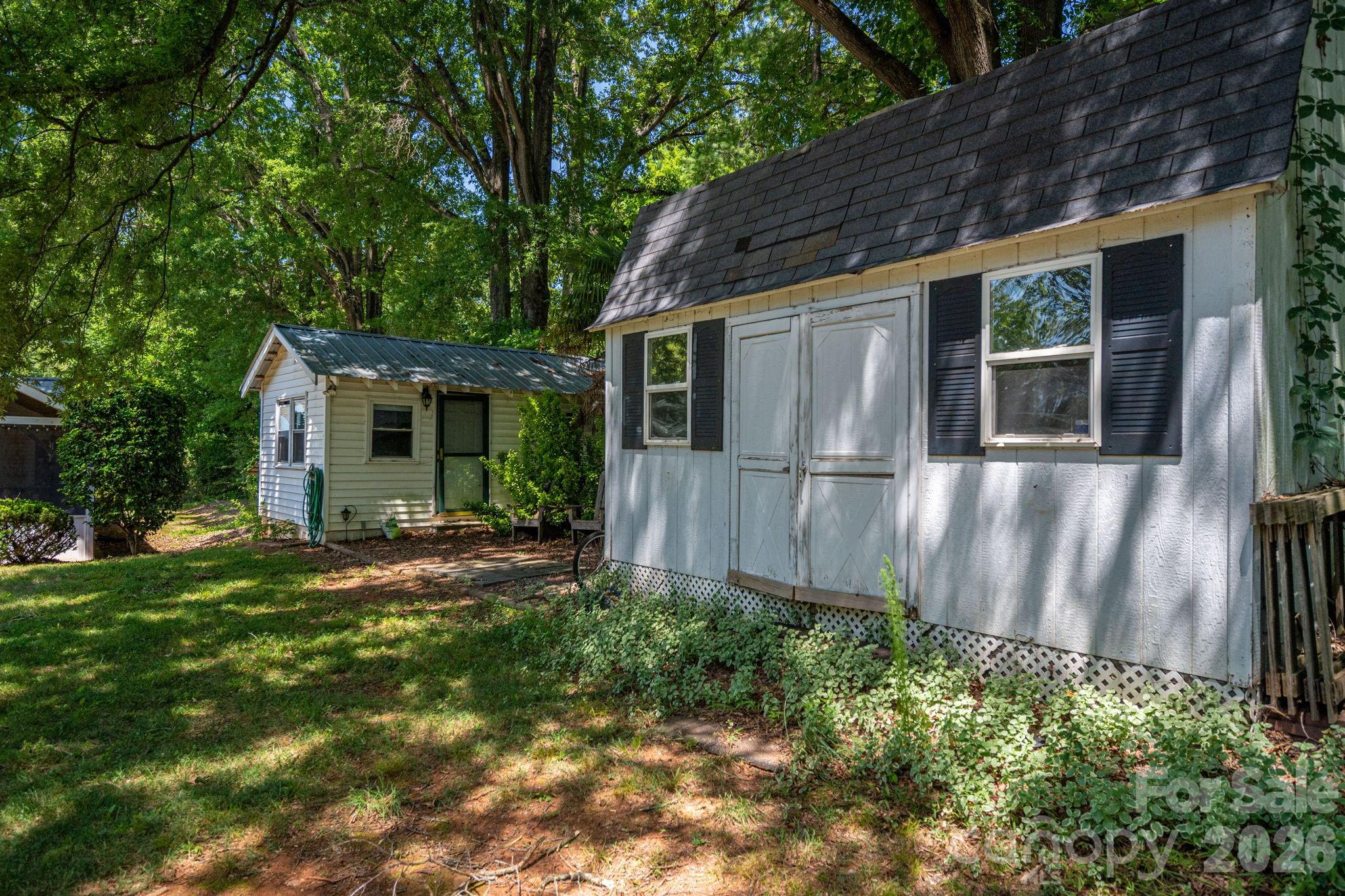 3512 Red Norris Drive — Maiden