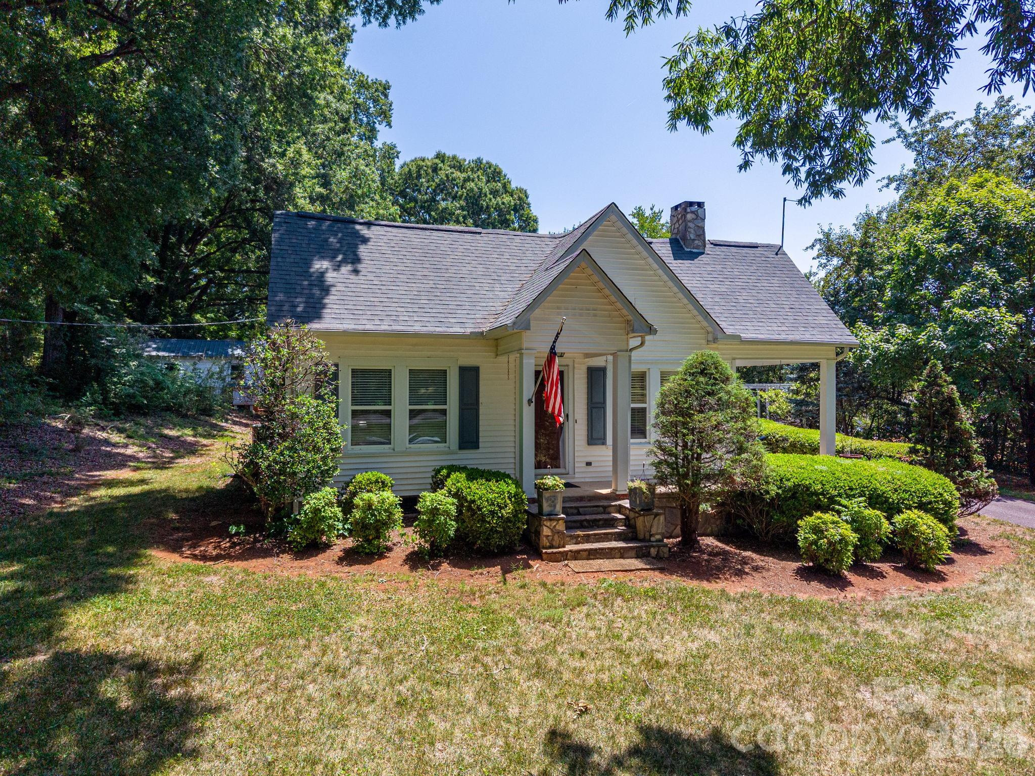 3512 Red Norris Drive — Maiden