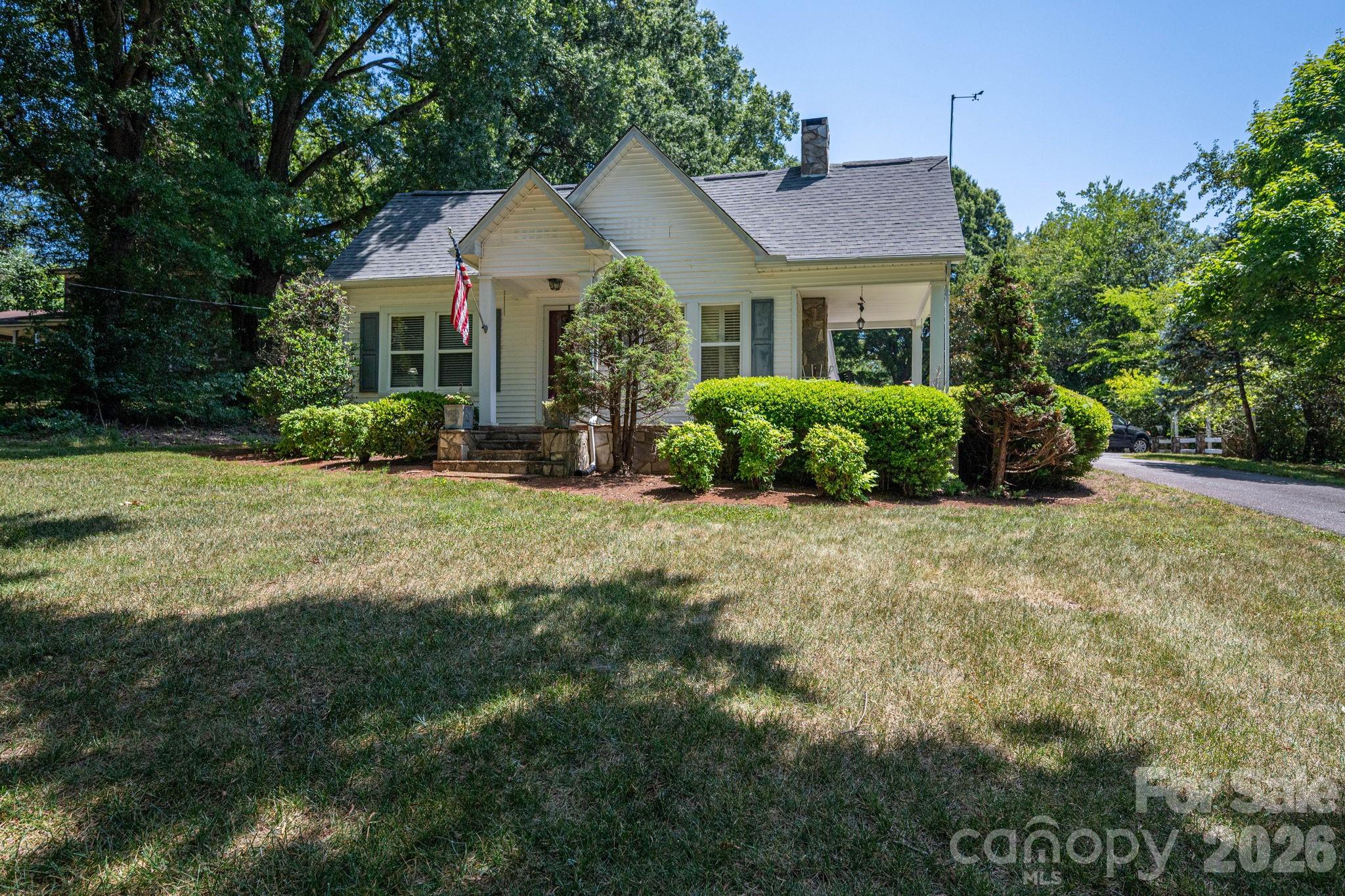 3512 Red Norris Drive — Maiden