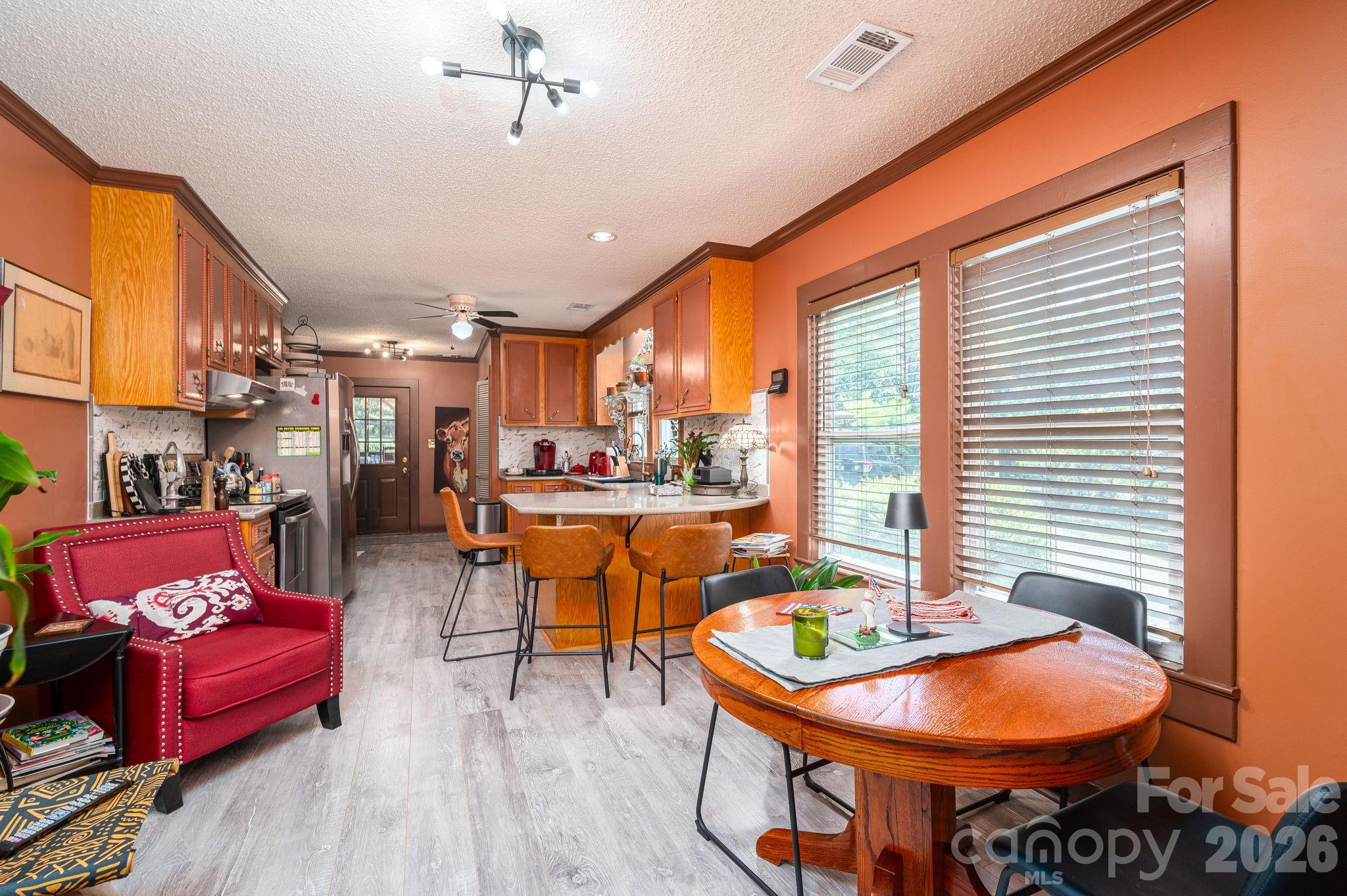 3512 Red Norris Drive — Maiden
