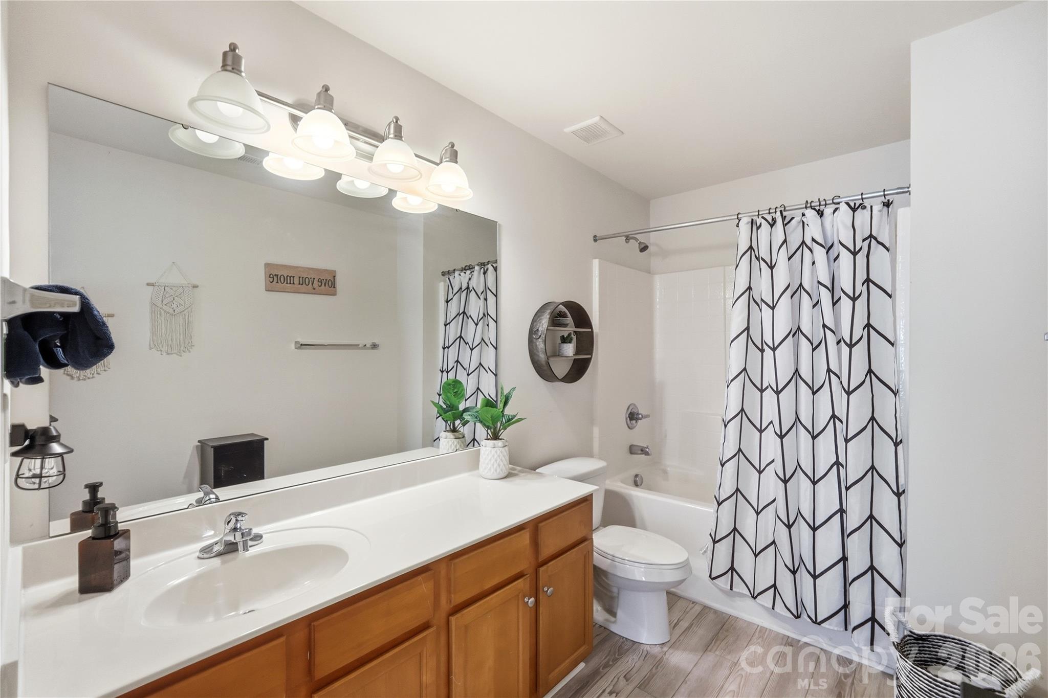 1034 Canopy Drive — Indian Trail