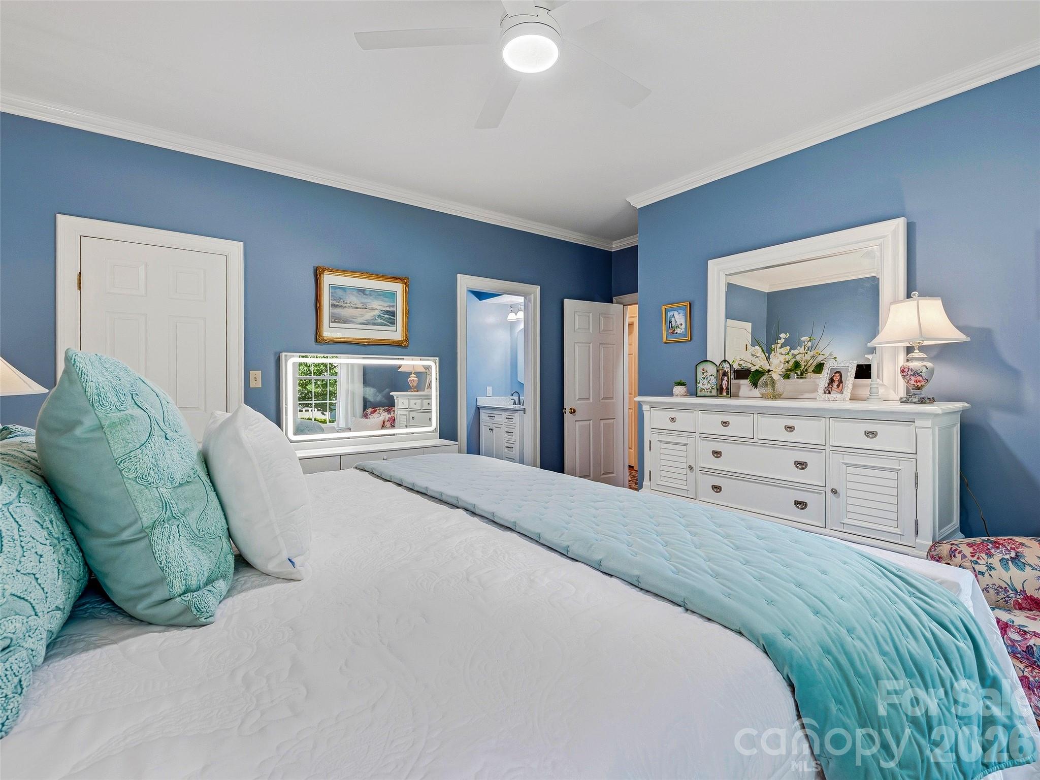 1005 Windsor Drive — Asheville