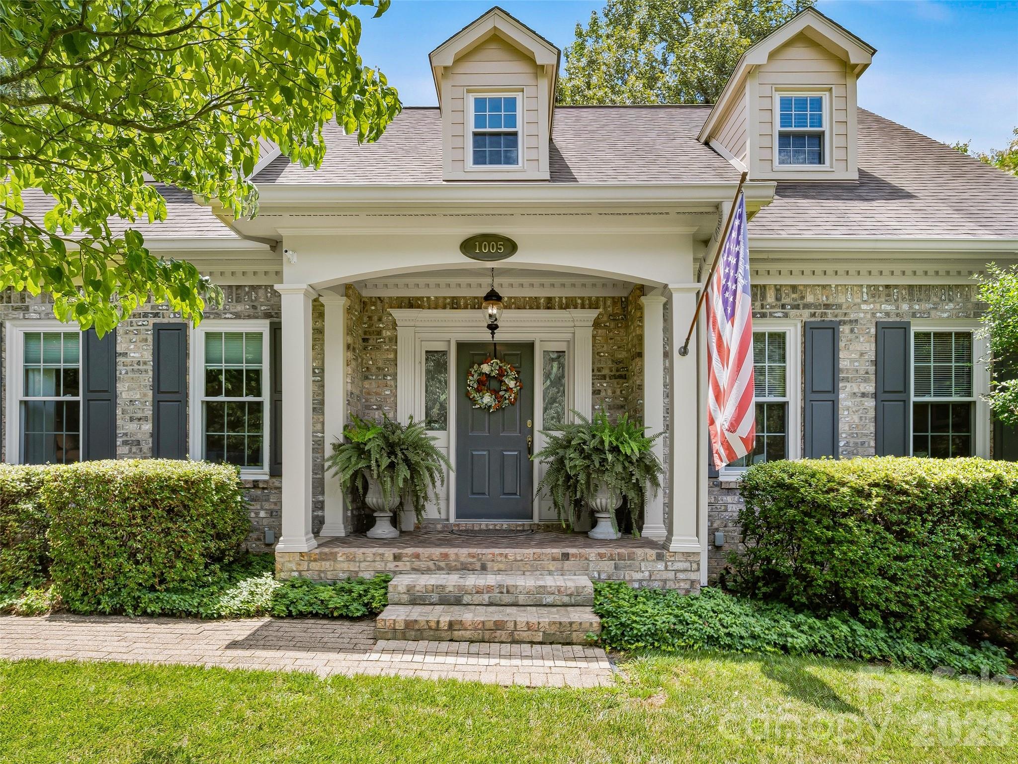 1005 Windsor Drive — Asheville