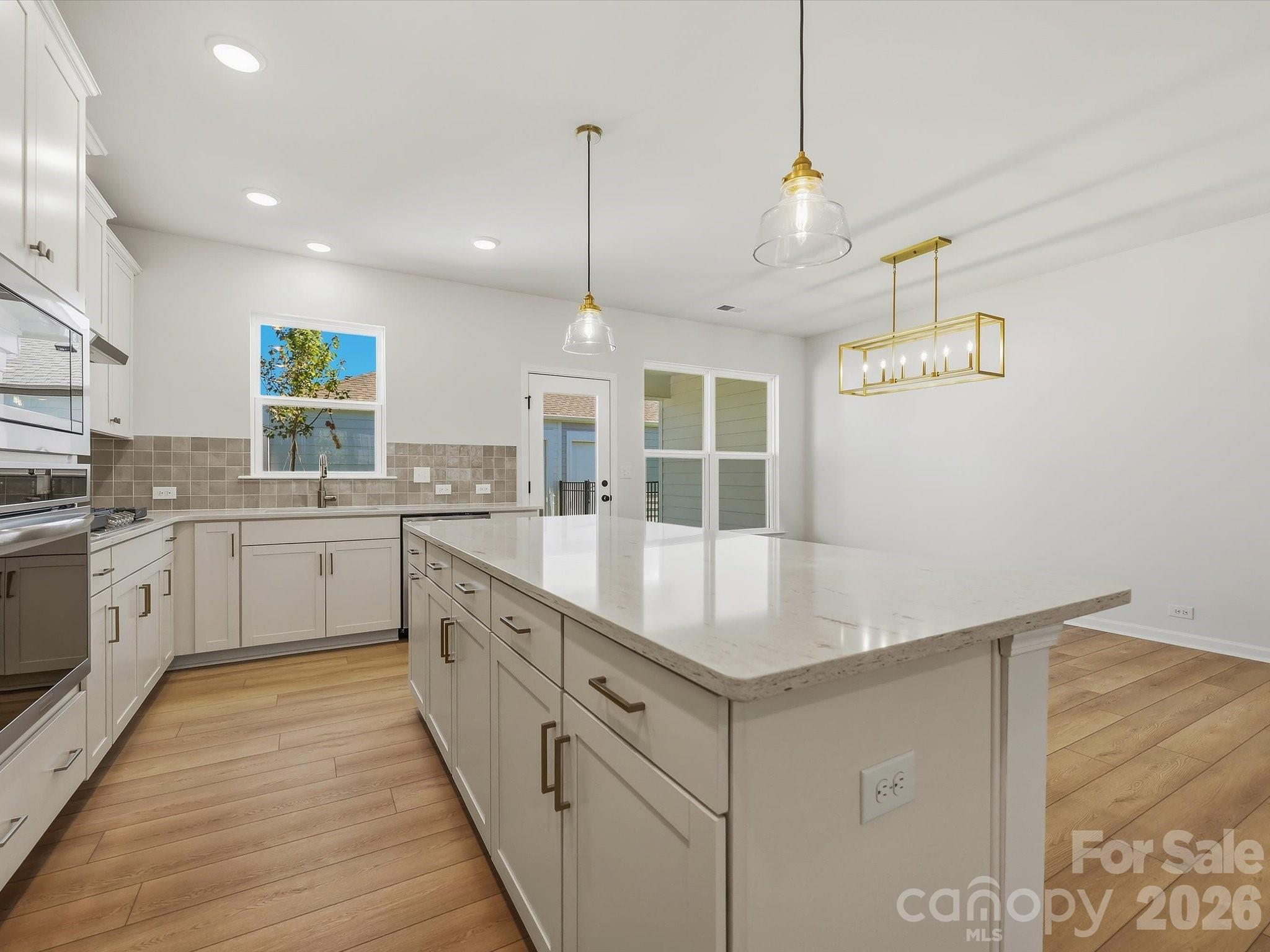 10024 Mamillion Drive — Huntersville