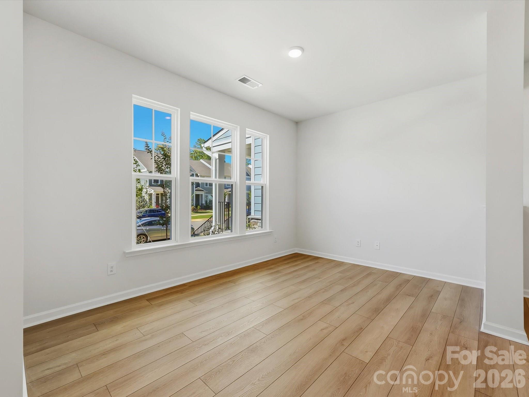 10024 Mamillion Drive — Huntersville