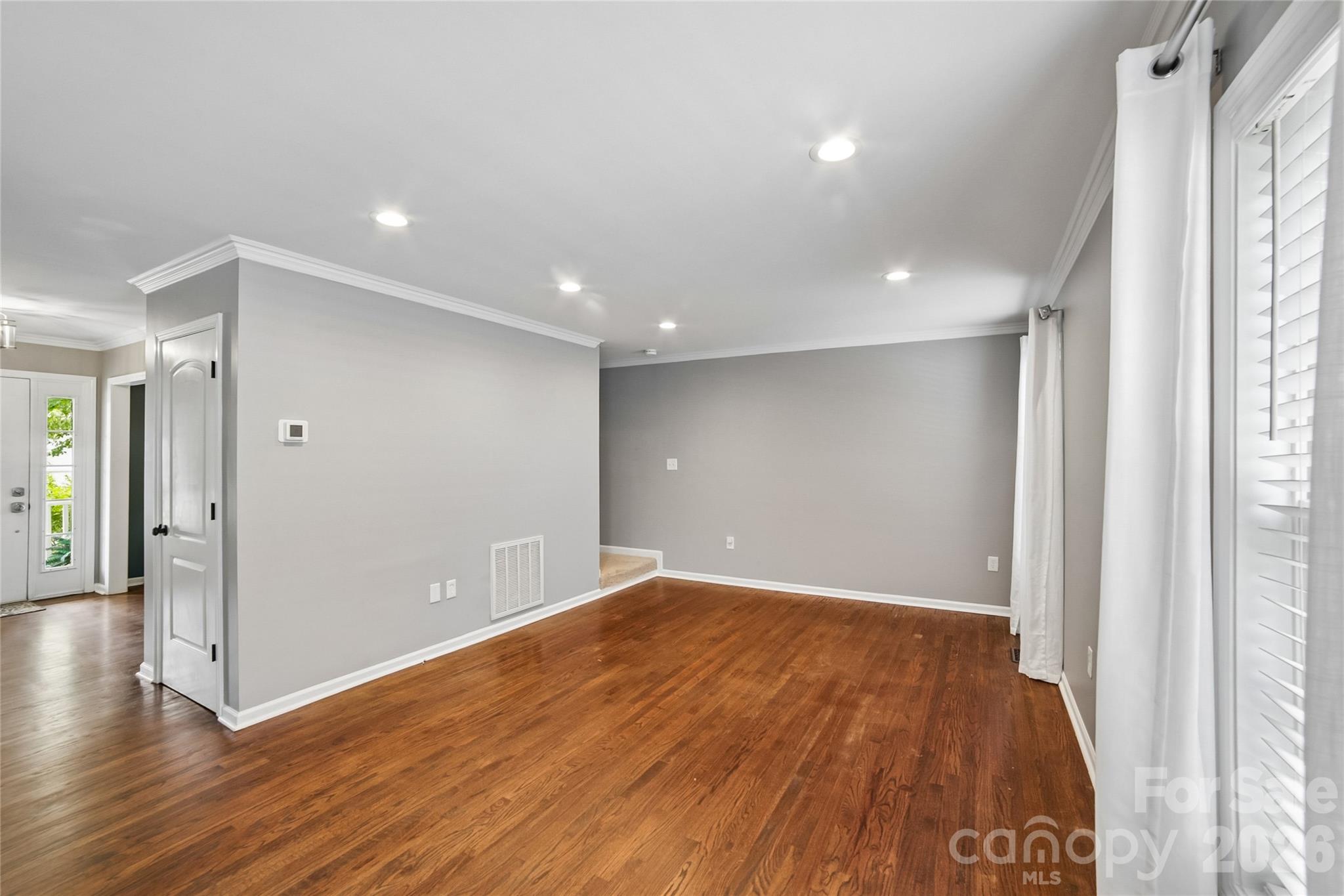 3552 Navajo Drive — Maiden