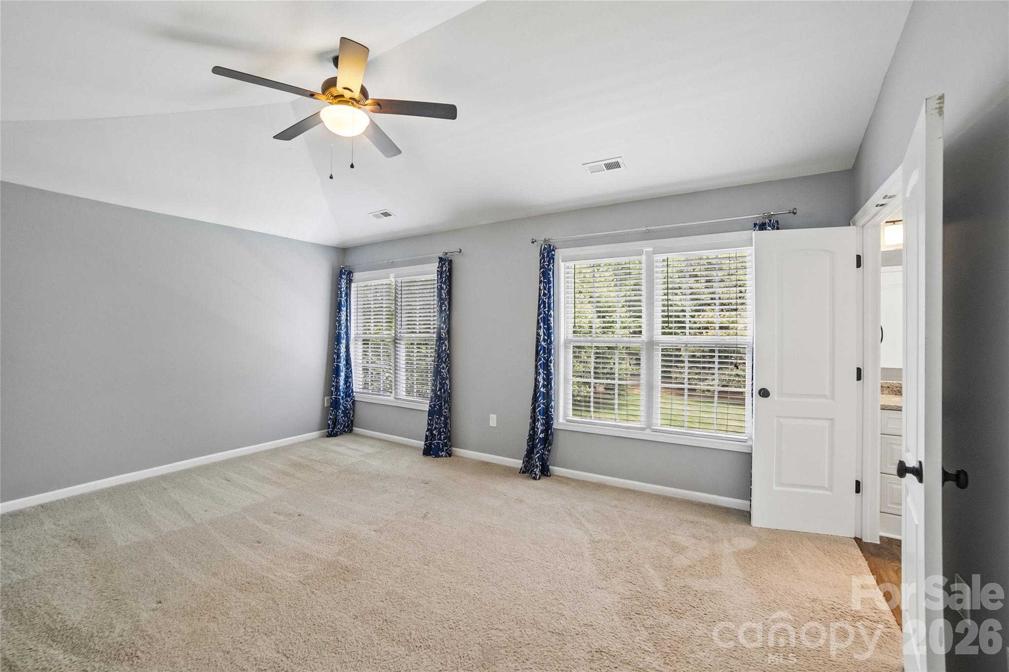 3552 Navajo Drive — Maiden