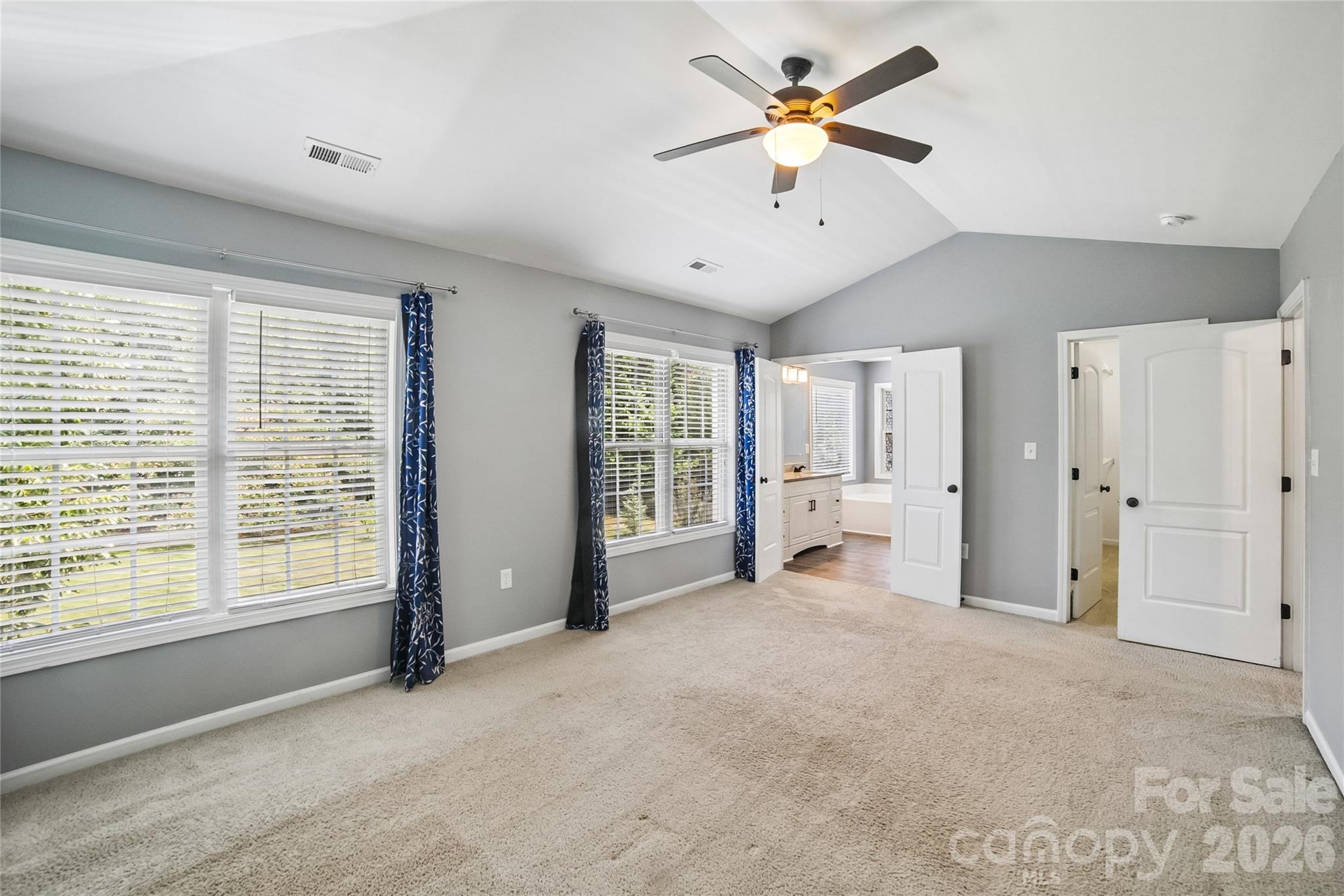 3552 Navajo Drive — Maiden