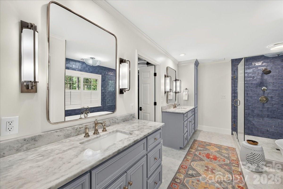 550 Manning Drive — Charlotte