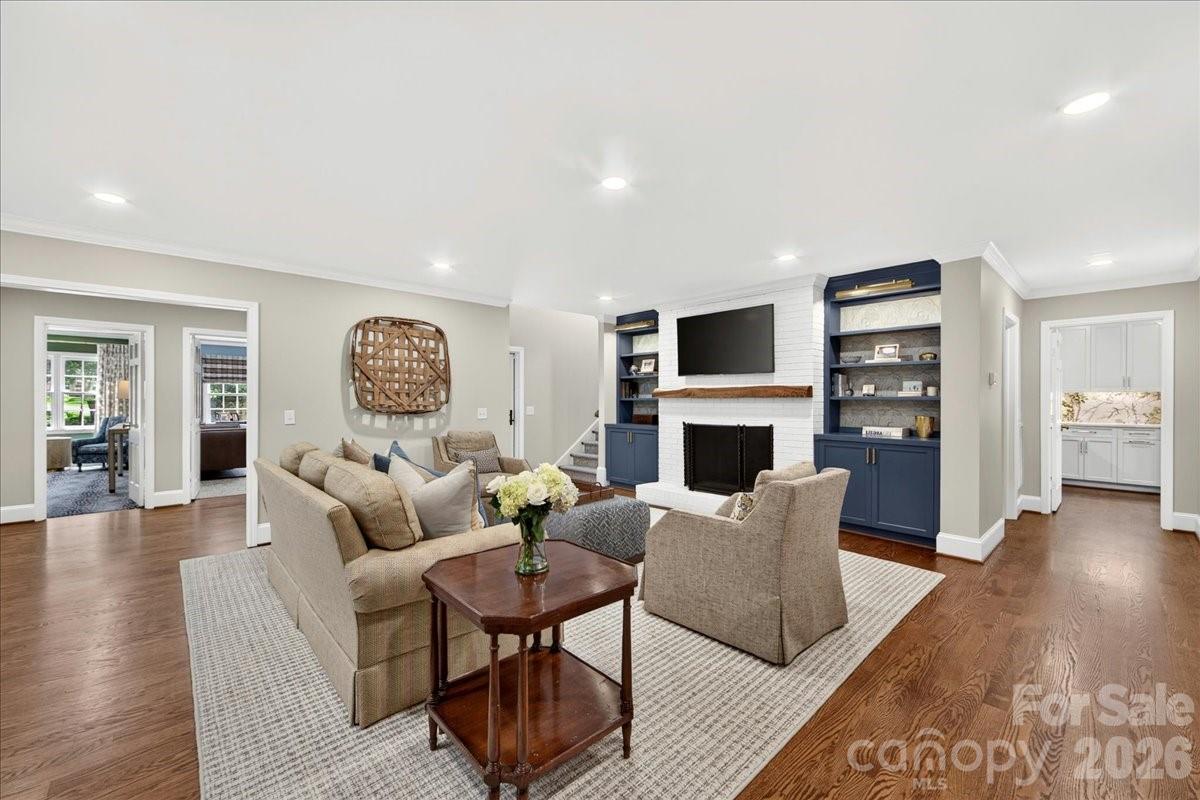 550 Manning Drive — Charlotte