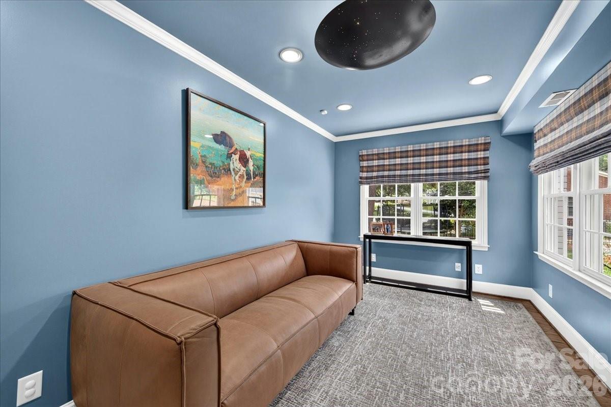 550 Manning Drive — Charlotte