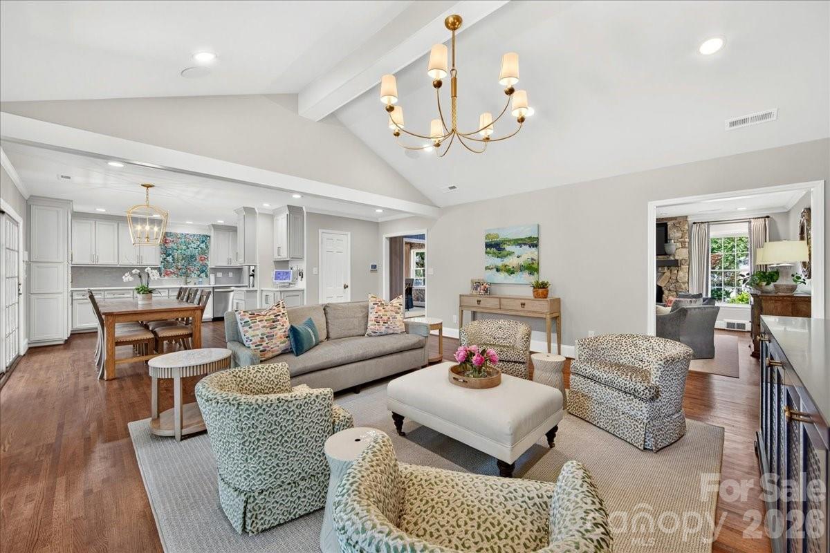 550 Manning Drive — Charlotte