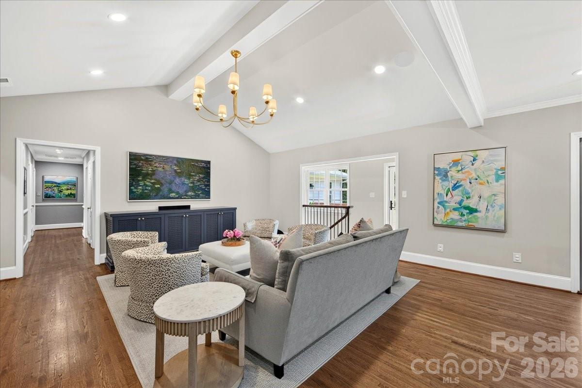 550 Manning Drive — Charlotte