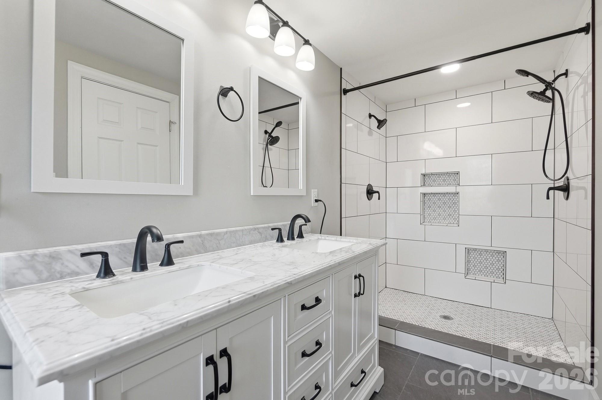 14612 Waterside Drive — Charlotte