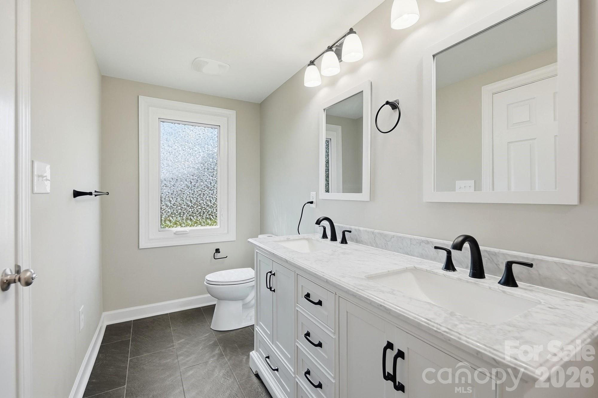 14612 Waterside Drive — Charlotte