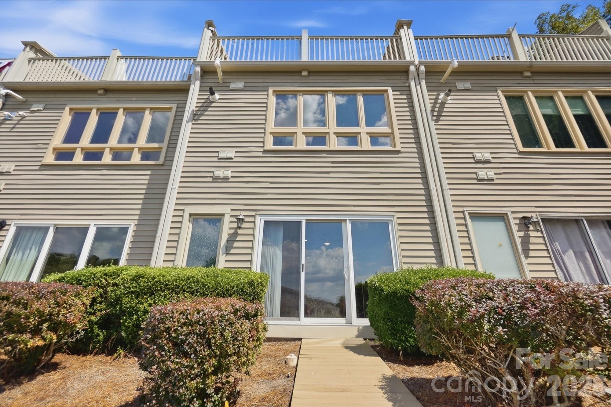 14612 Waterside Drive — Charlotte