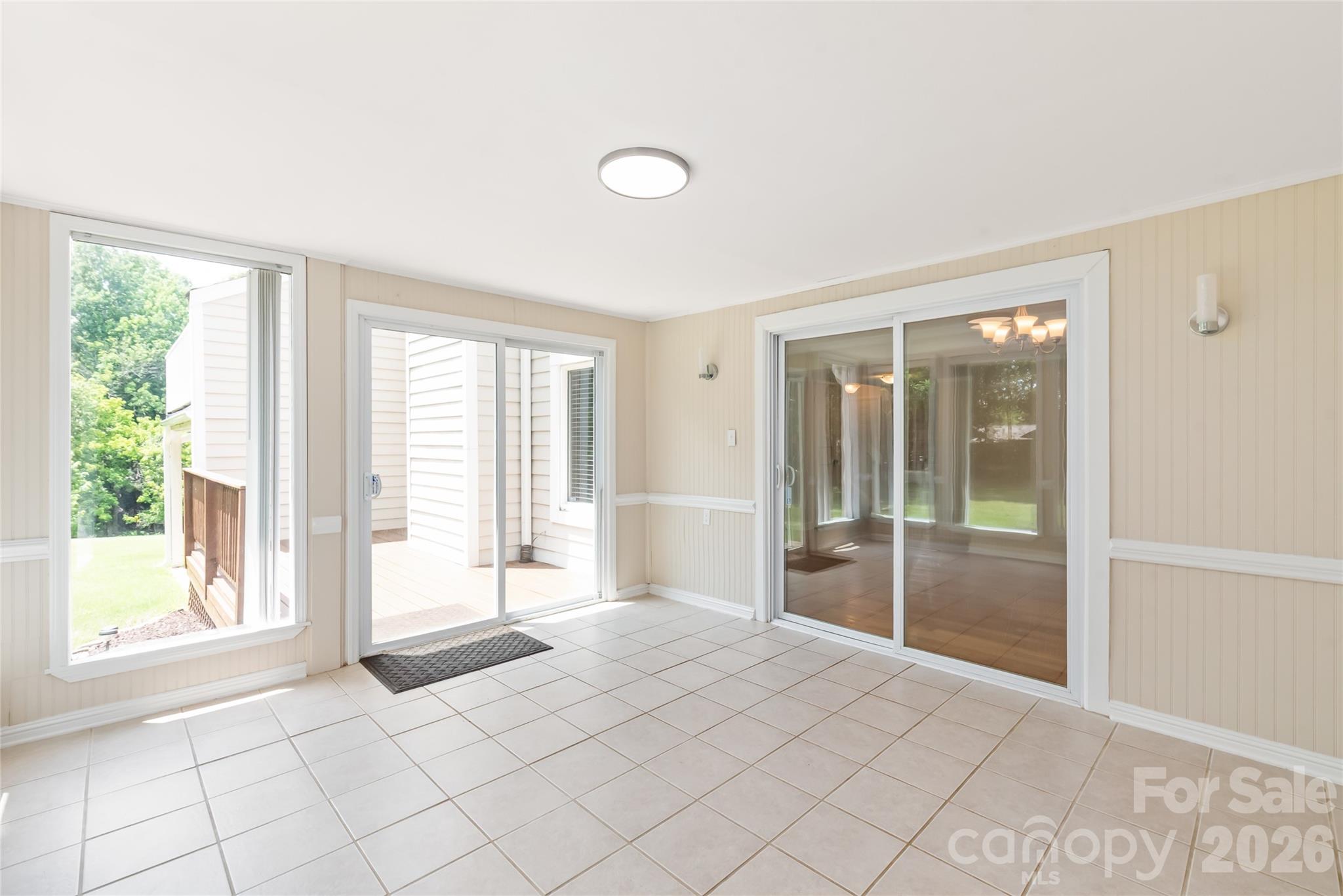 8410 Cricket Lake Drive — Charlotte