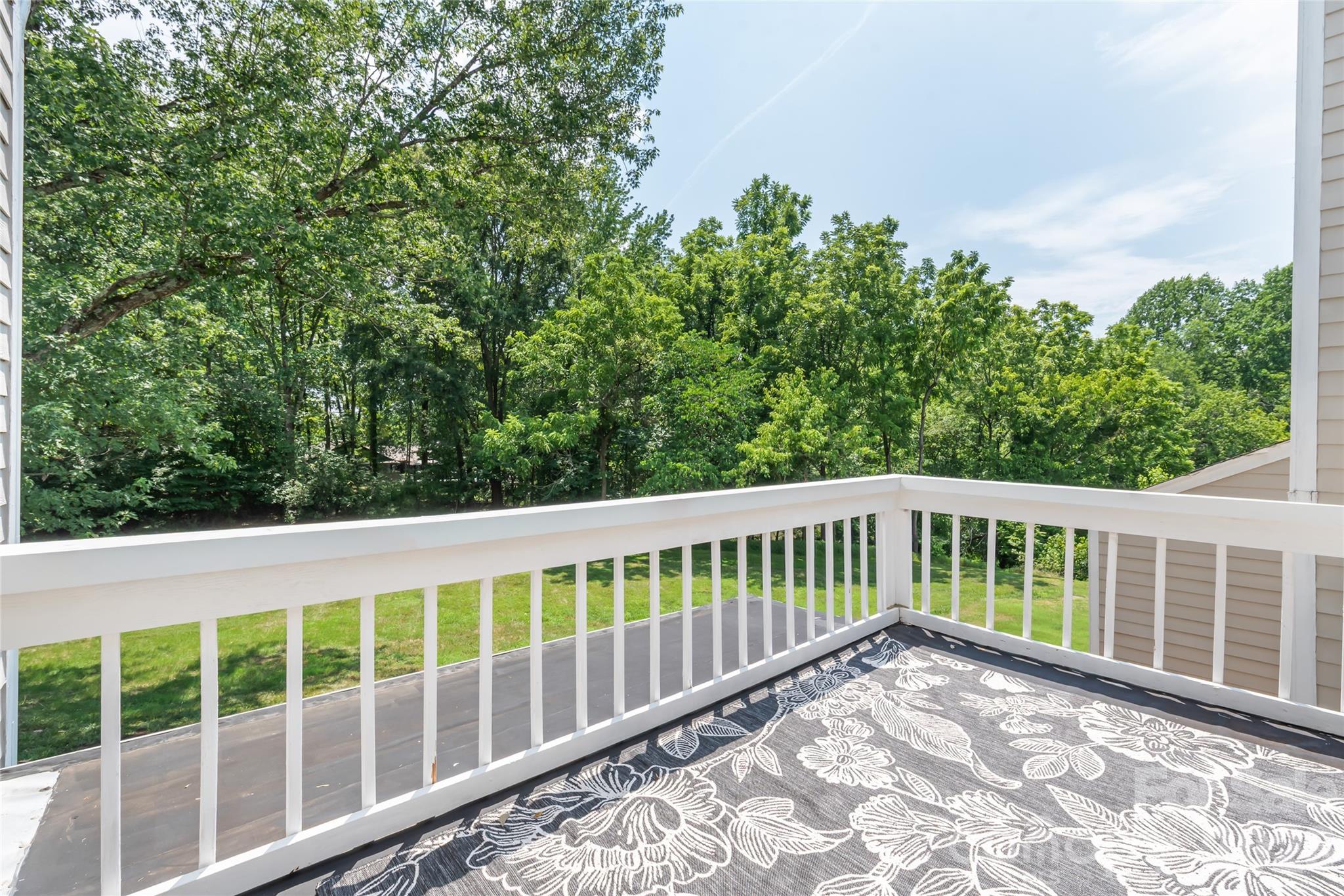 8410 Cricket Lake Drive — Charlotte