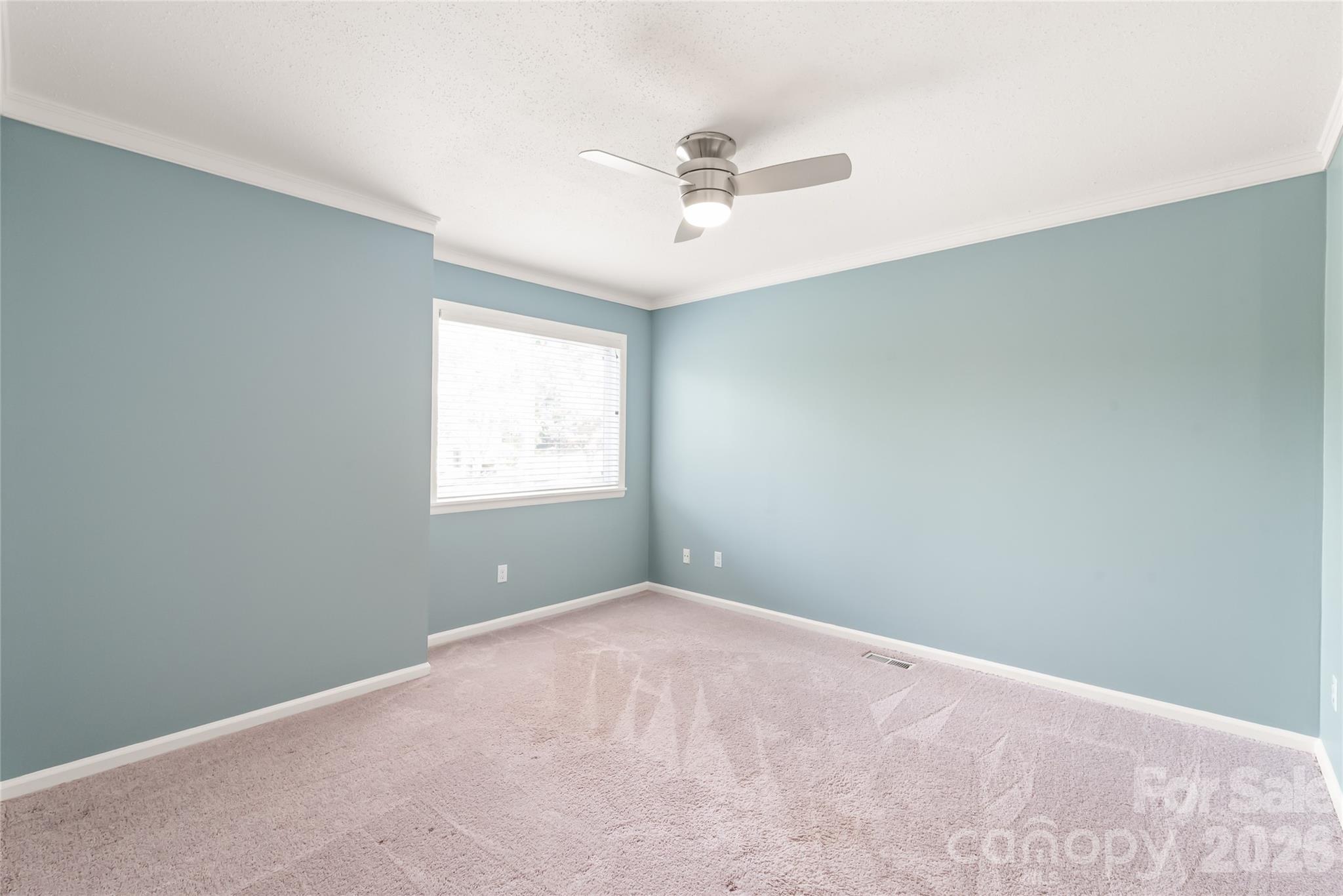 8410 Cricket Lake Drive — Charlotte